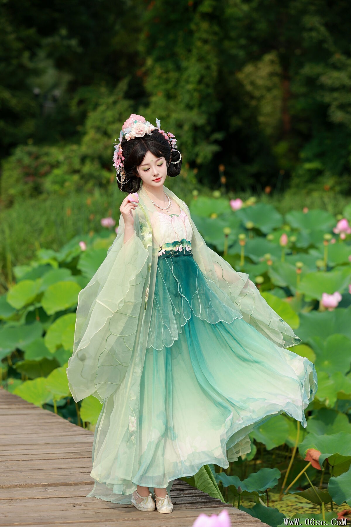 图片[20]-YiTuYu艺图语 Vol.7407 Bu Ke Ai De He He Miao[34P]-六色网