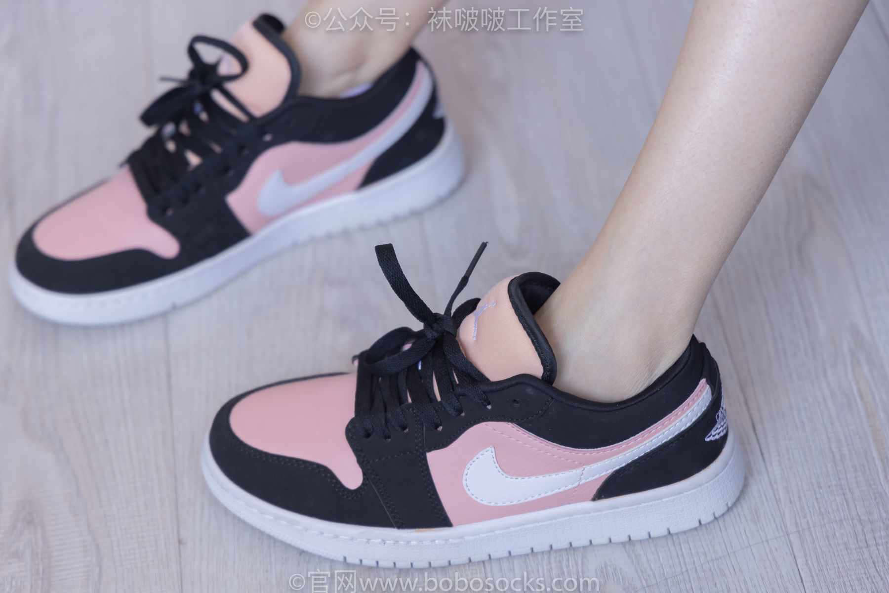 图片[15]-BoBoSocks袜啵啵 No.091 稚予-板鞋、淡粉色船袜、黑色船袜、裸足[148P]-六色网