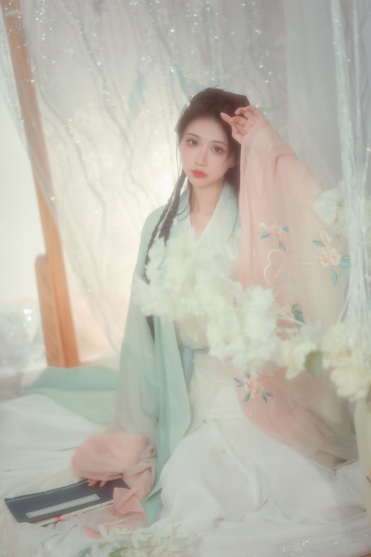 图片[23]-YiTuYu艺图语 Vol.3796 Qi Luo Sheng De Xiao Su Su[25P]-六色网