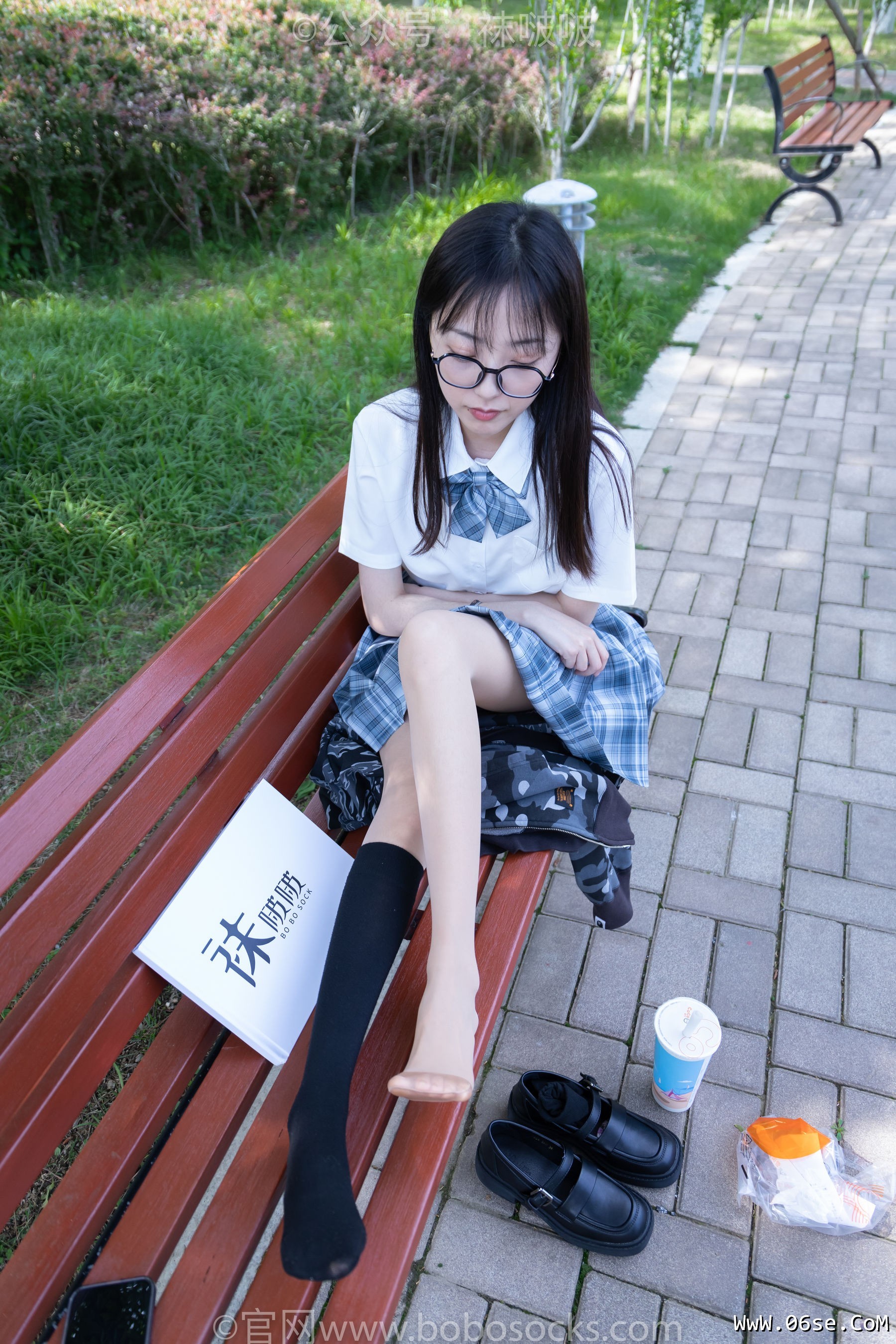 图片[105]-BoBoSocks袜啵啵 No.007 稚予-JK制服、皮鞋、黑色中筒棉袜、肉丝[143P]-六色网