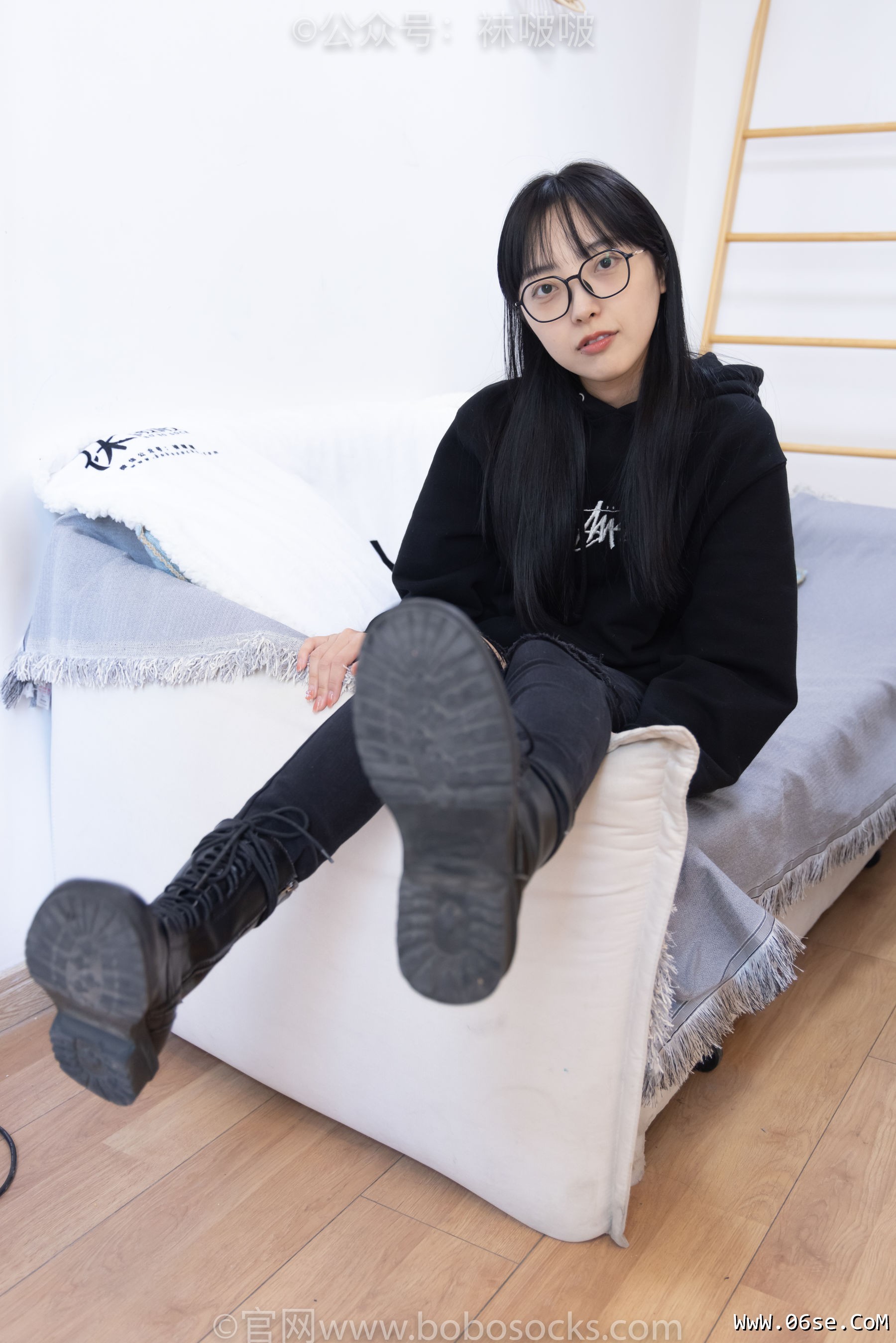 图片[12]-BoBoSocks袜啵啵 No.061 稚予-短靴、白棉袜、裸足[145P]-六色网