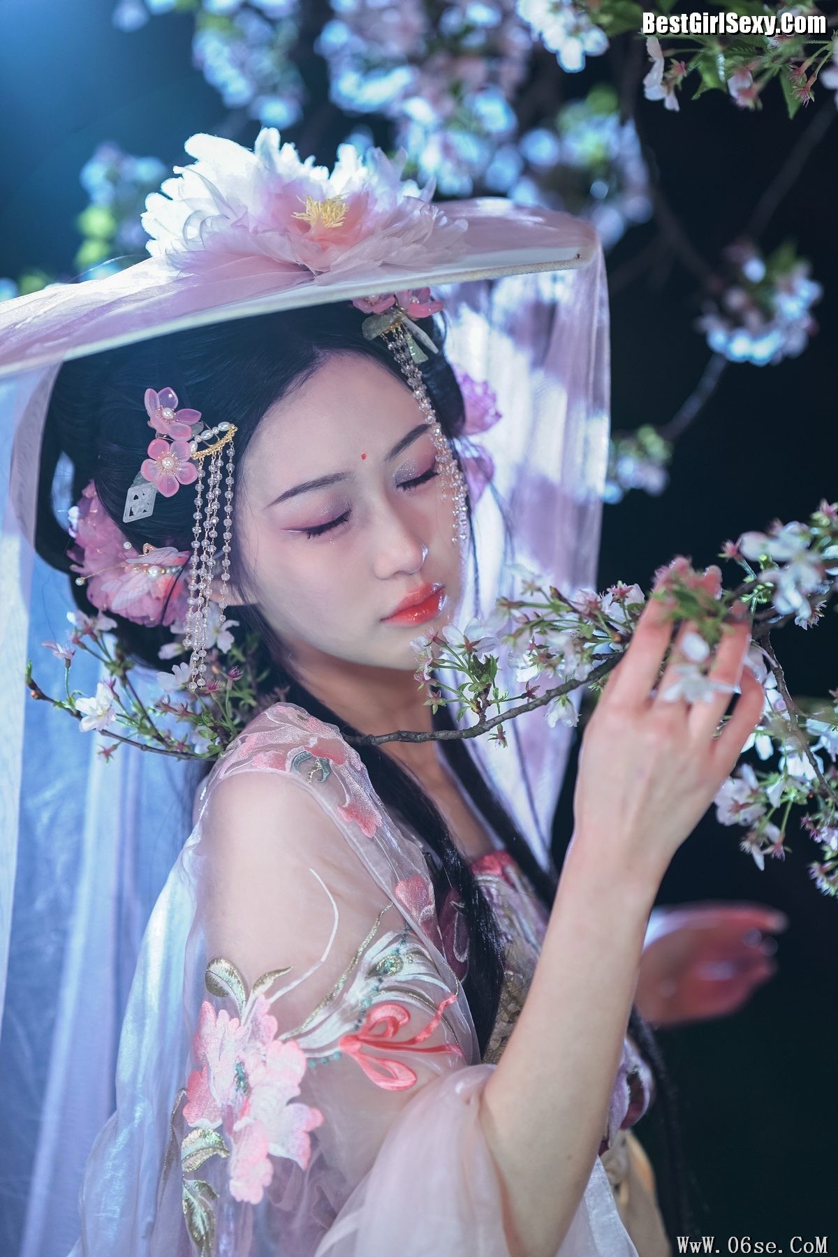 图片[14]-YiTuYu艺图语 Vol.4019 Jiao Jiao[27P]-六色网