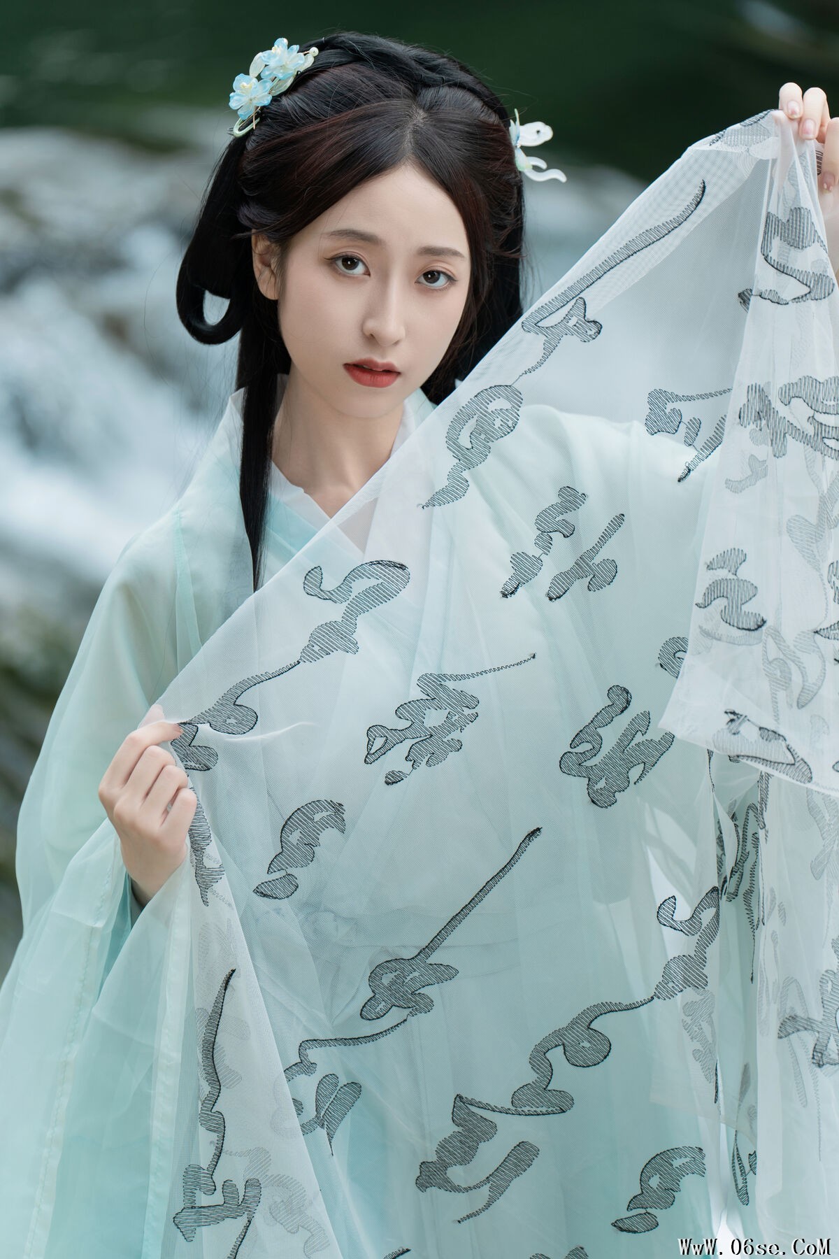 图片[21]-YiTuYu艺图语 Vol.7205 Xiao He[24P]-六色网