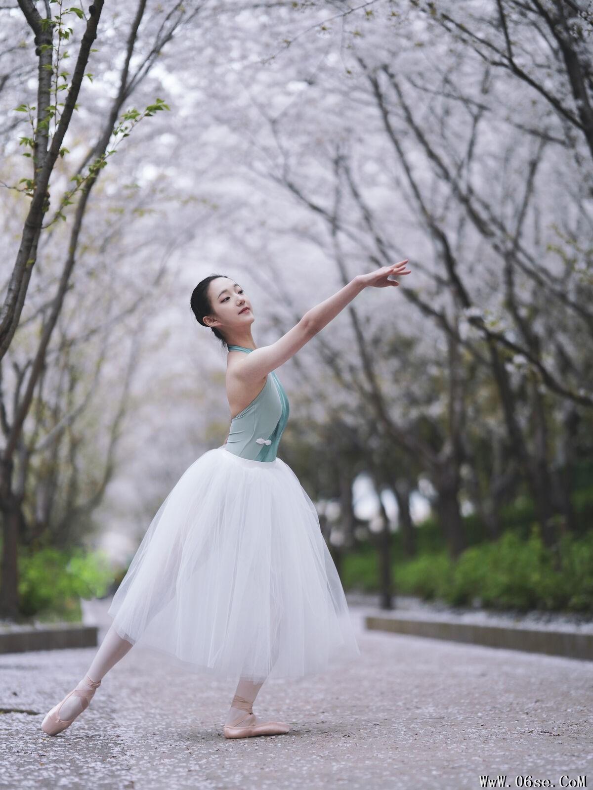 图片[10]-YiTuYu艺图语 Vol.6883 Xiao Xong[25P]-六色网