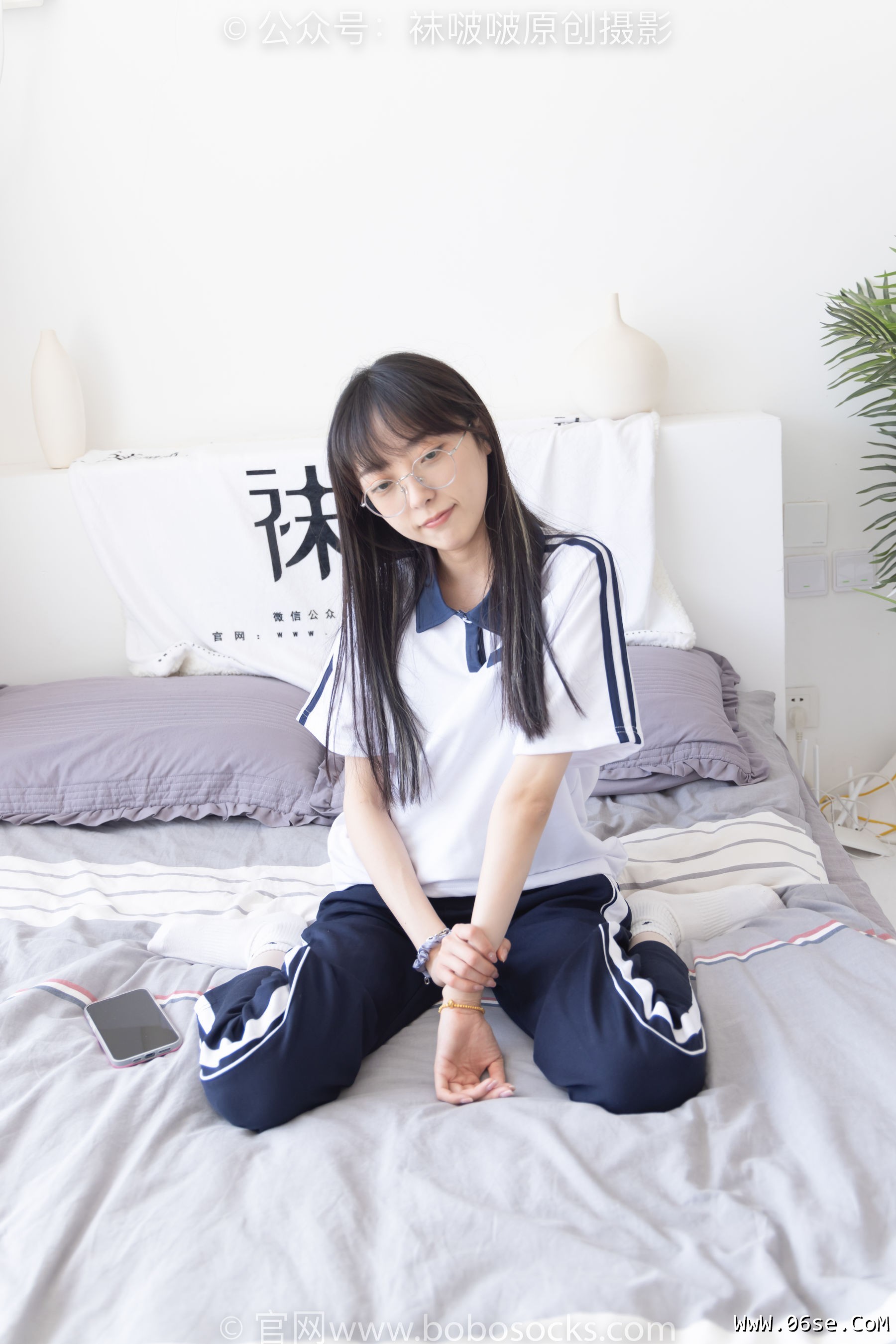 图片[87]-BoBoSocks袜啵啵 No.207 稚予 -aj板鞋、白棉袜、油亮白丝、校服裤里丝[140P]-六色网