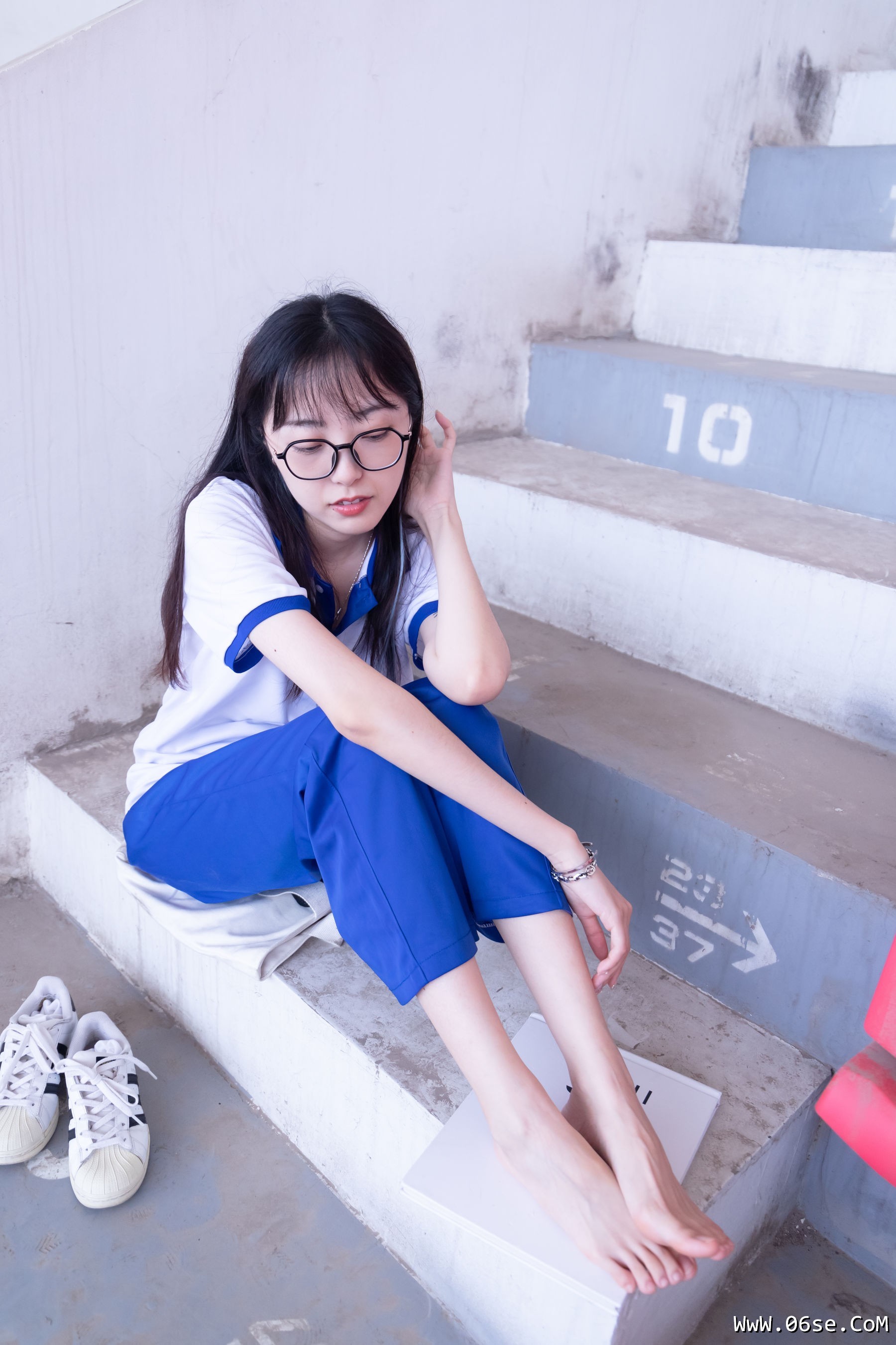 图片[118]-BoBoSocks袜啵啵 No.002 稚予-校服、贝壳头、白棉袜、裸足[139P]-六色网