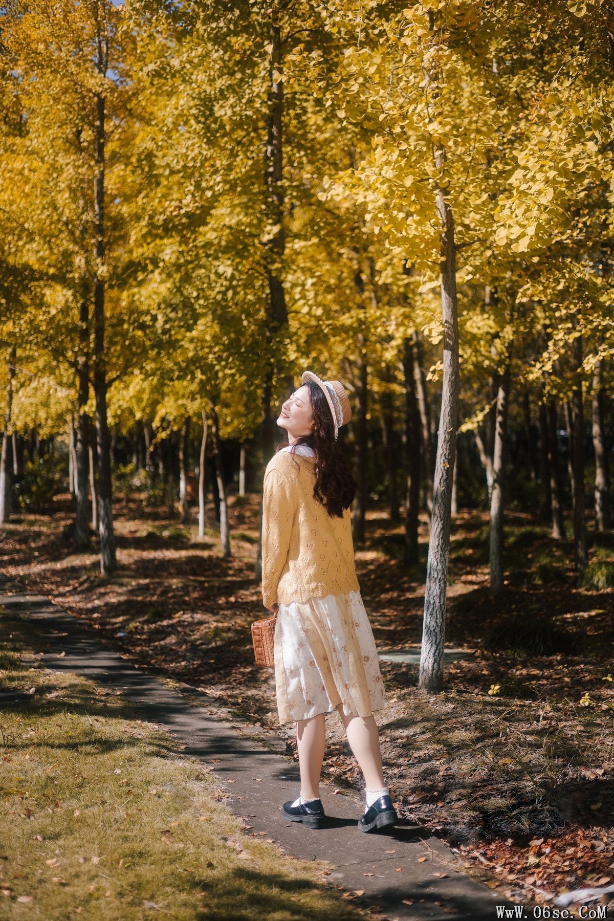 图片[6]-YiTuYu艺图语 Vol.6032 Li Yue[31P]-六色网
