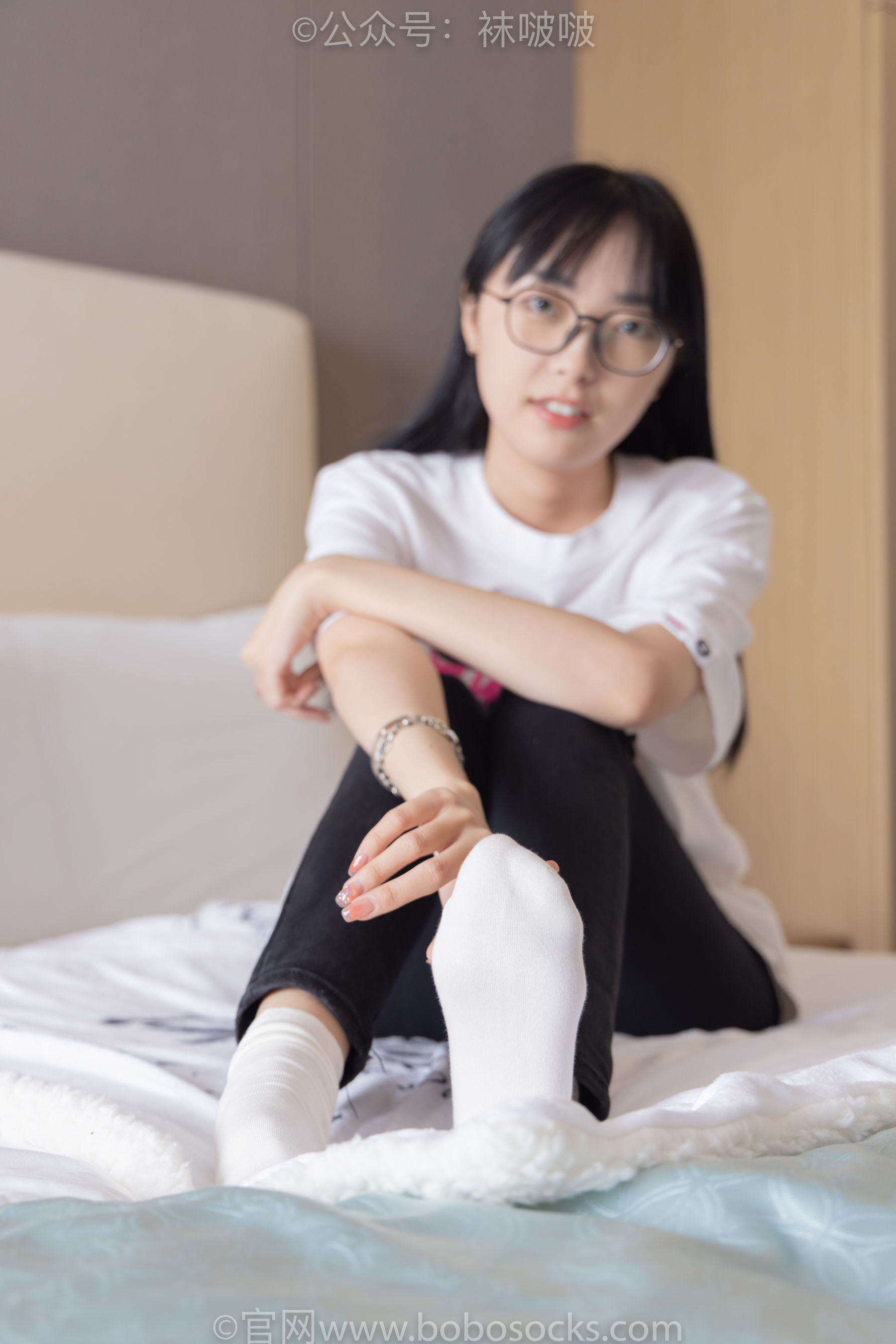图片[51]-BoBoSocks袜啵啵 No.055 稚予-斯凯奇运动鞋、白棉袜、黑棉袜[139P]-六色网