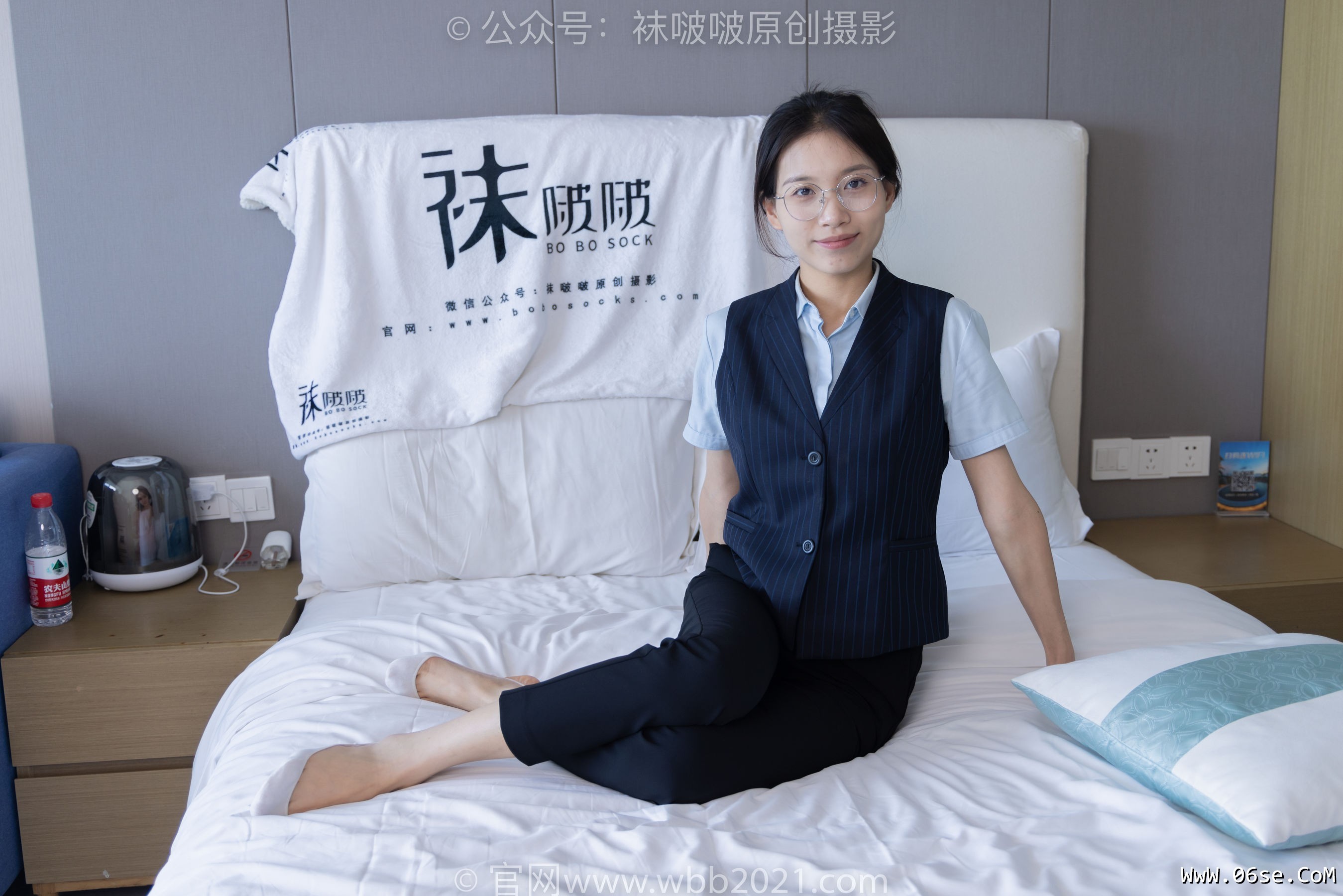 图片[39]-BoBoSocks袜啵啵 No.413 芝士 -高跟鞋、白色吊带船袜、银行制服[145P]-六色网