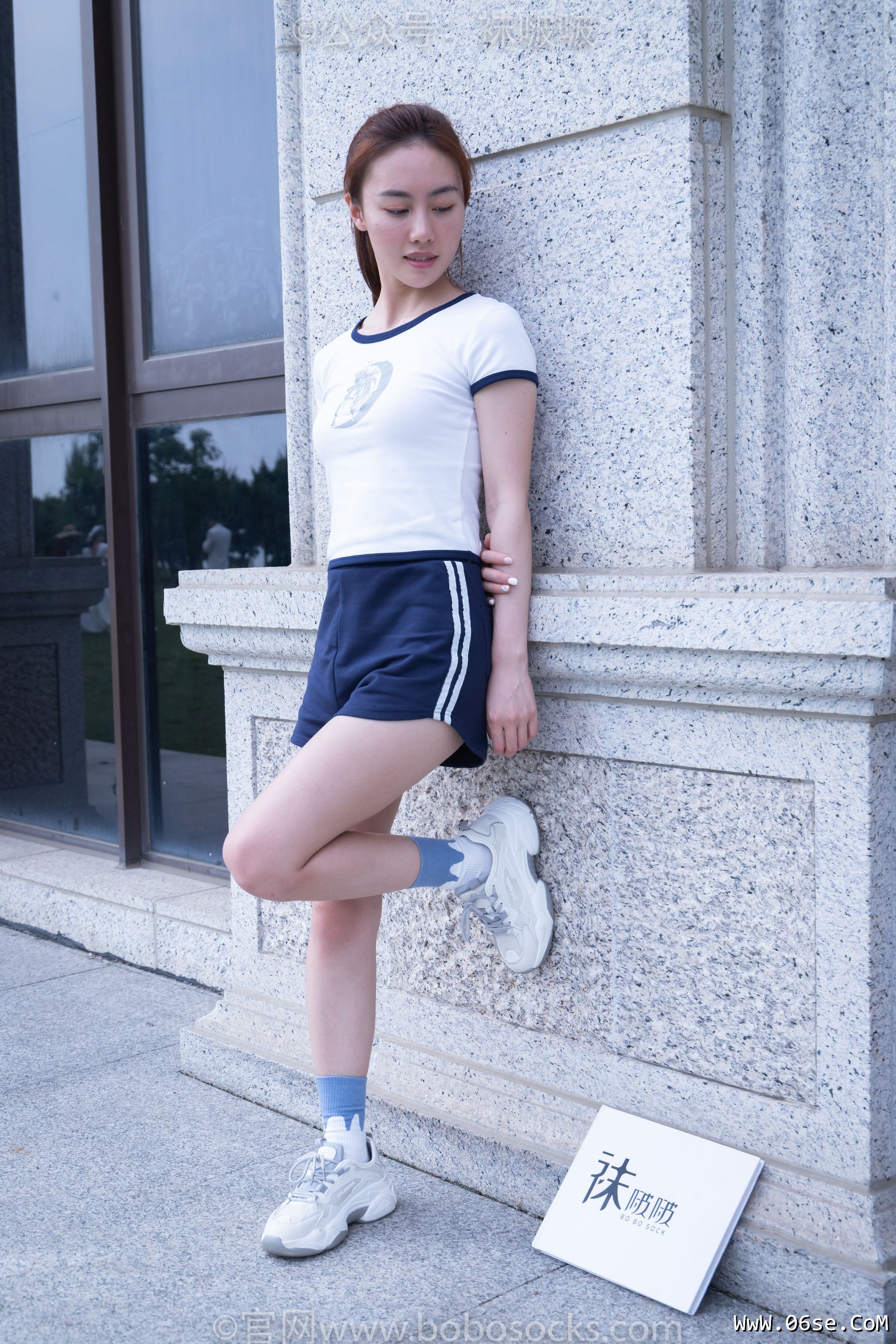 图片[8]-BoBoSocks袜啵啵 No.028 小米-运动鞋、白棉袜、裸足[133P]-六色网