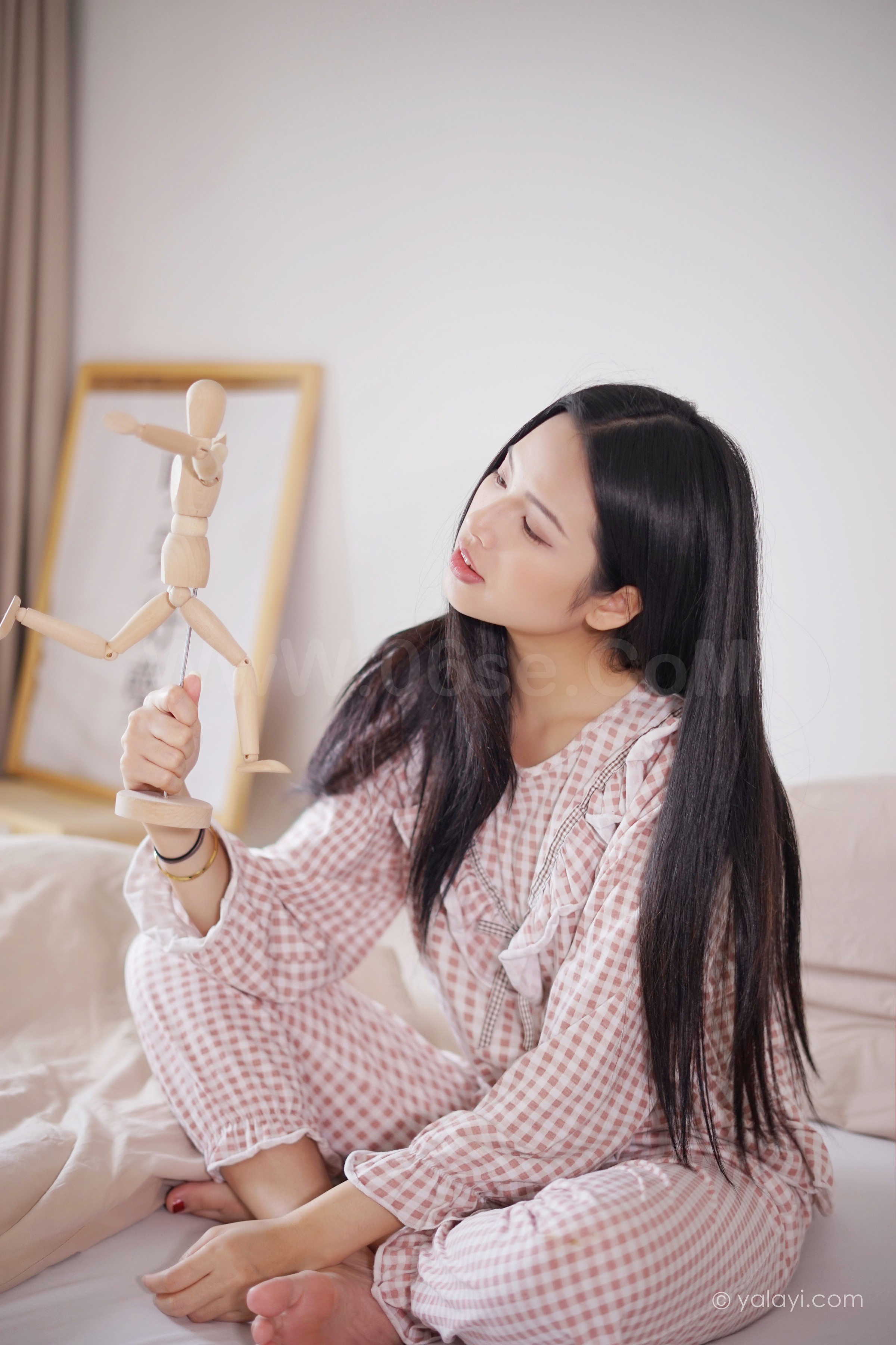 图片[2]-雅拉伊 – 溪若《在家千日好》[42P]-六色网