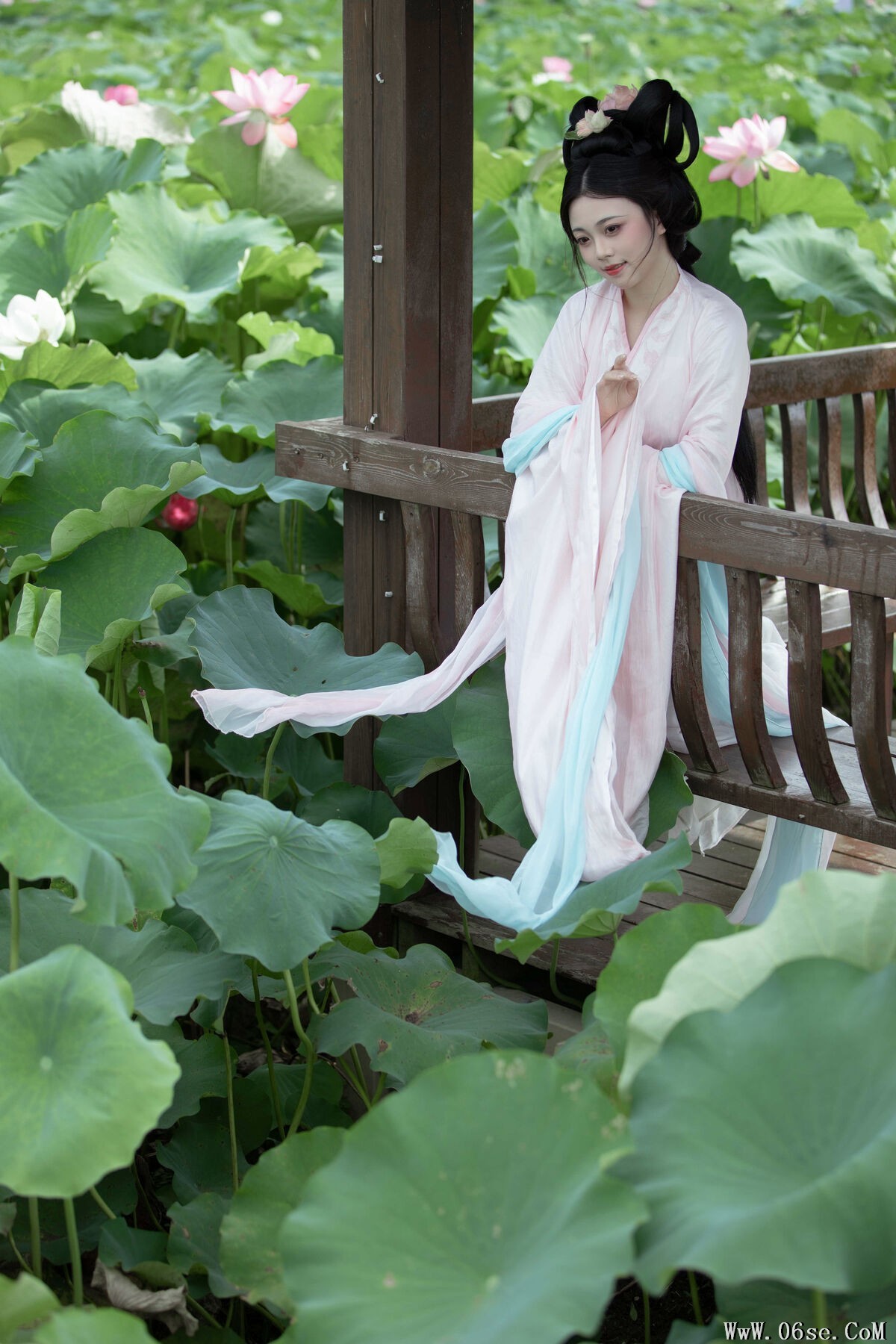 图片[15]-YiTuYu艺图语 Vol.7597 Jin Zou Ba[24P]-六色网