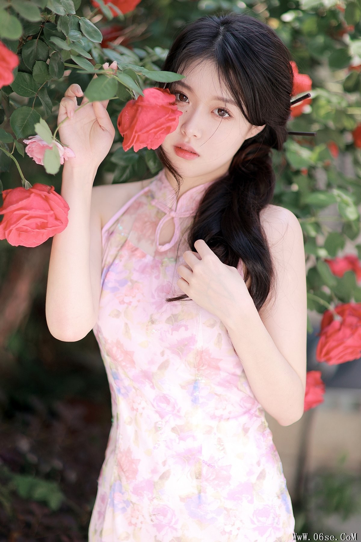 YiTuYu艺图语 Vol.7062 Zhang Yan Qiu[28P]-六色网