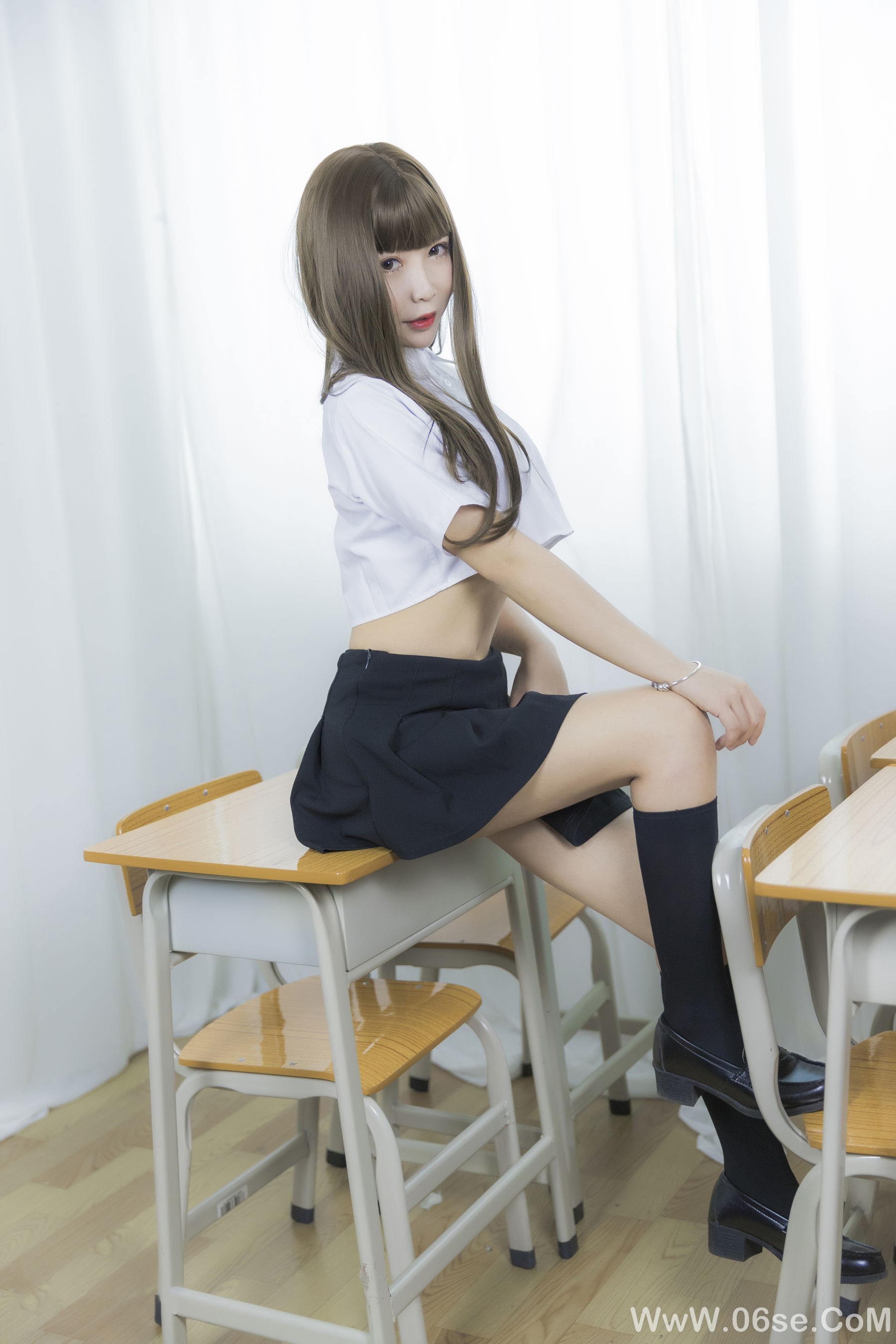 图片[11]-二次元妹子抱走莫子aa 等你下课[42P]-六色网