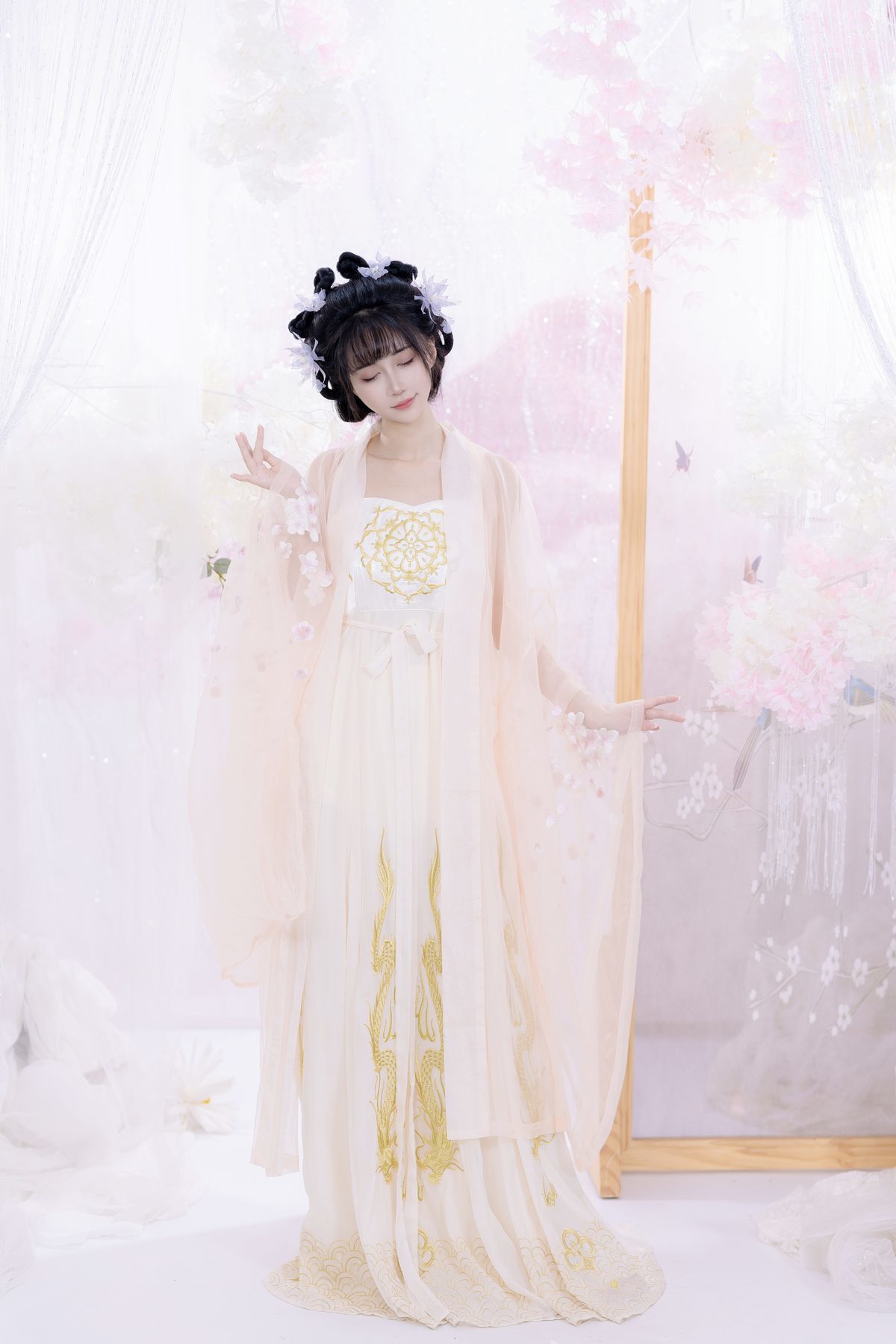 图片[16]-YiTuYu艺图语 Vol.5368 Qi Luo Sheng De Xiao Su Su[28P]-六色网