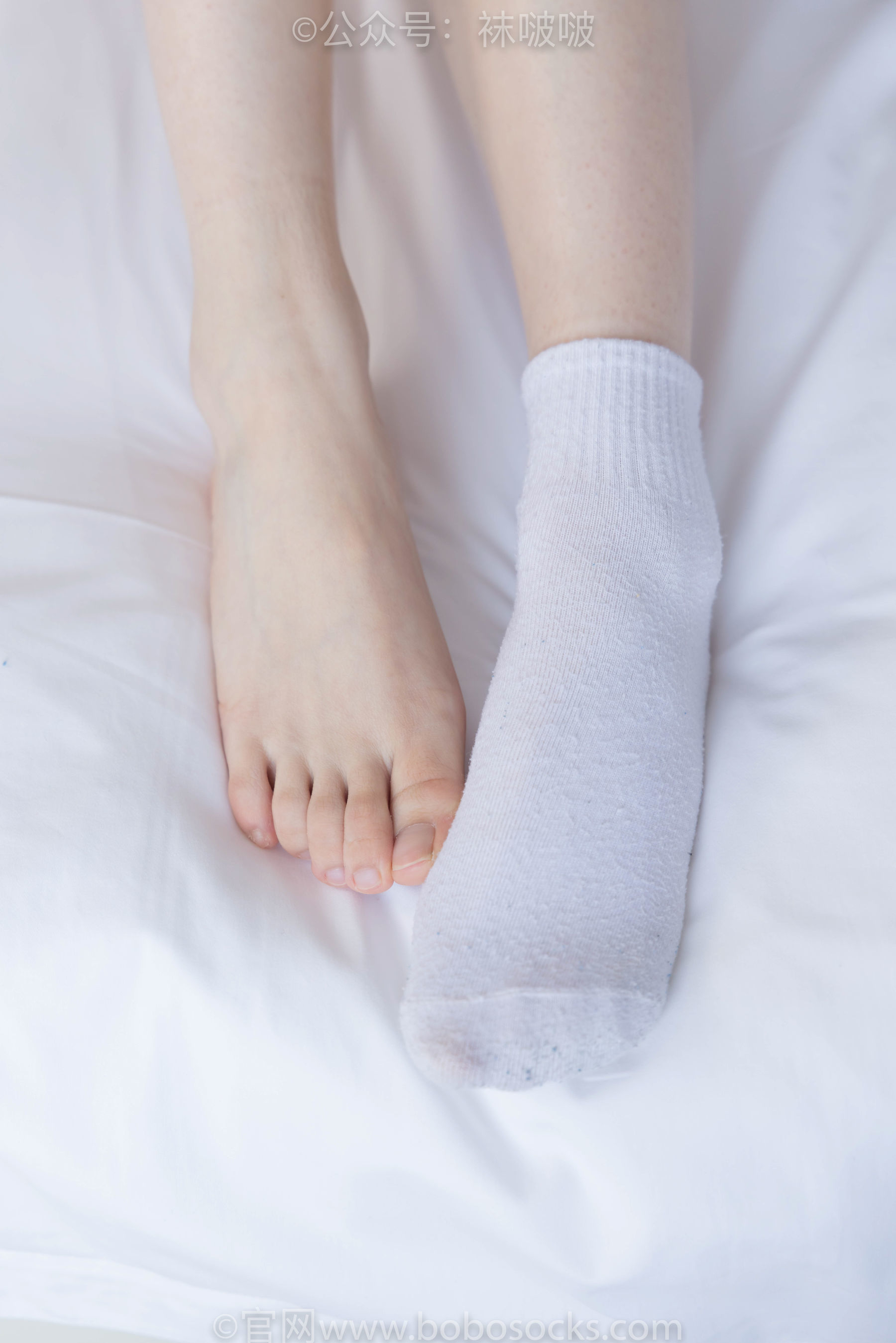 图片[84]-BoBoSocks袜啵啵 No.084 苏苏-运动鞋、日常所穿白棉袜、裸足[140P]-六色网