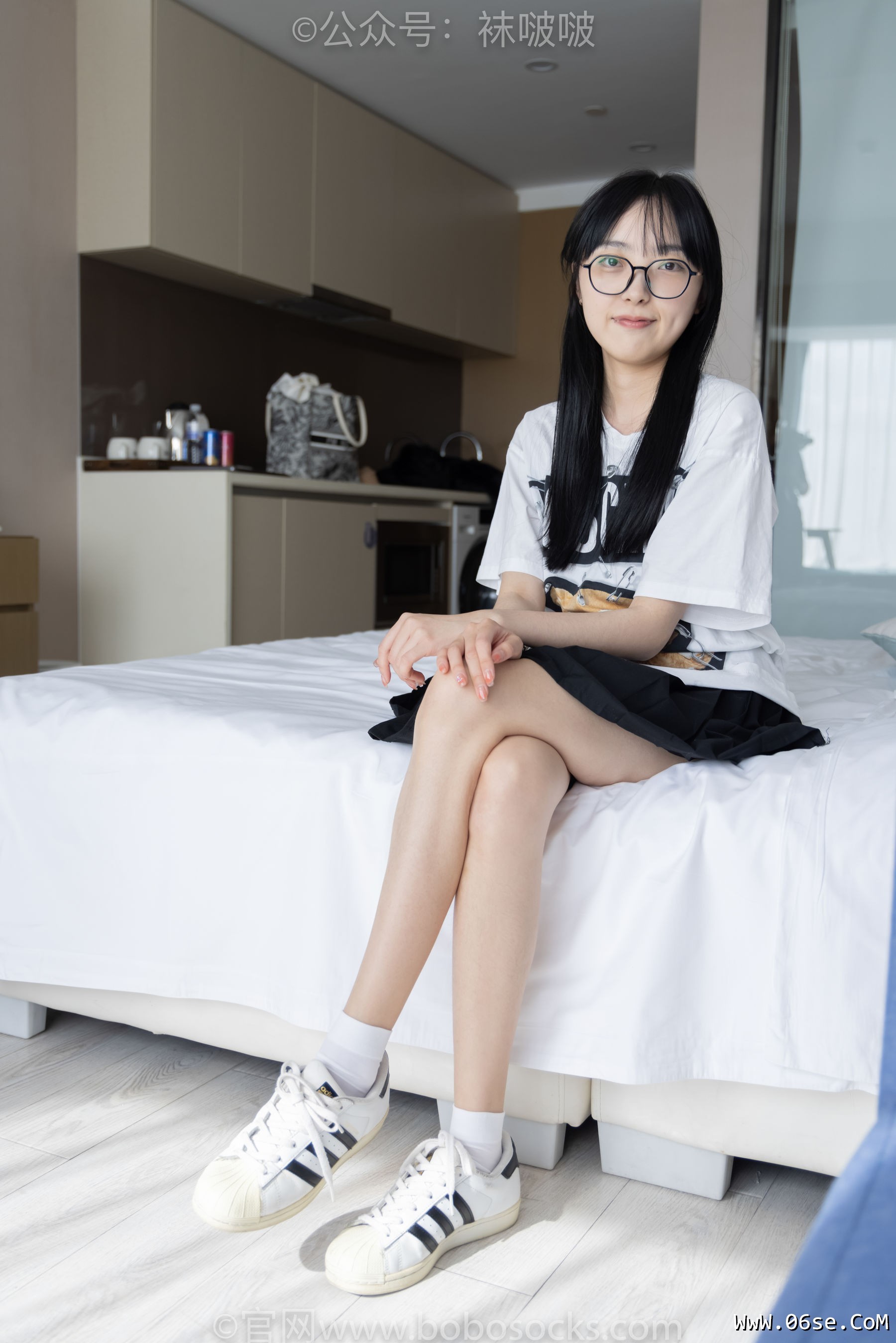 图片[142]-BoBoSocks袜啵啵 No.033 稚予-贝壳头、天鹅绒黑袜、天鹅绒白袜[154P]-六色网
