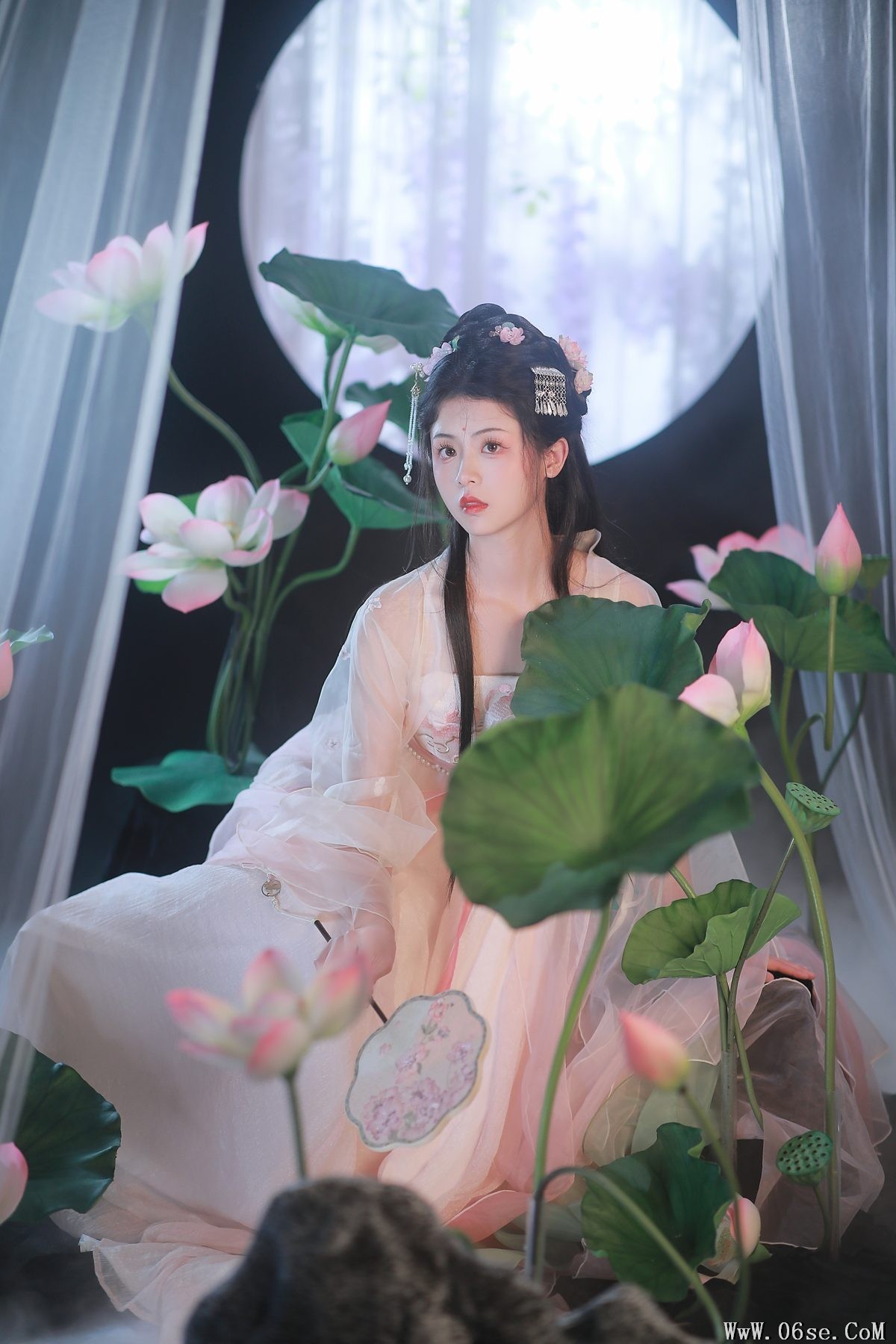 图片[22]-YiTuYu艺图语 Vol.4974 Dai Bu Zhu De Yi Mi[37P]-六色网