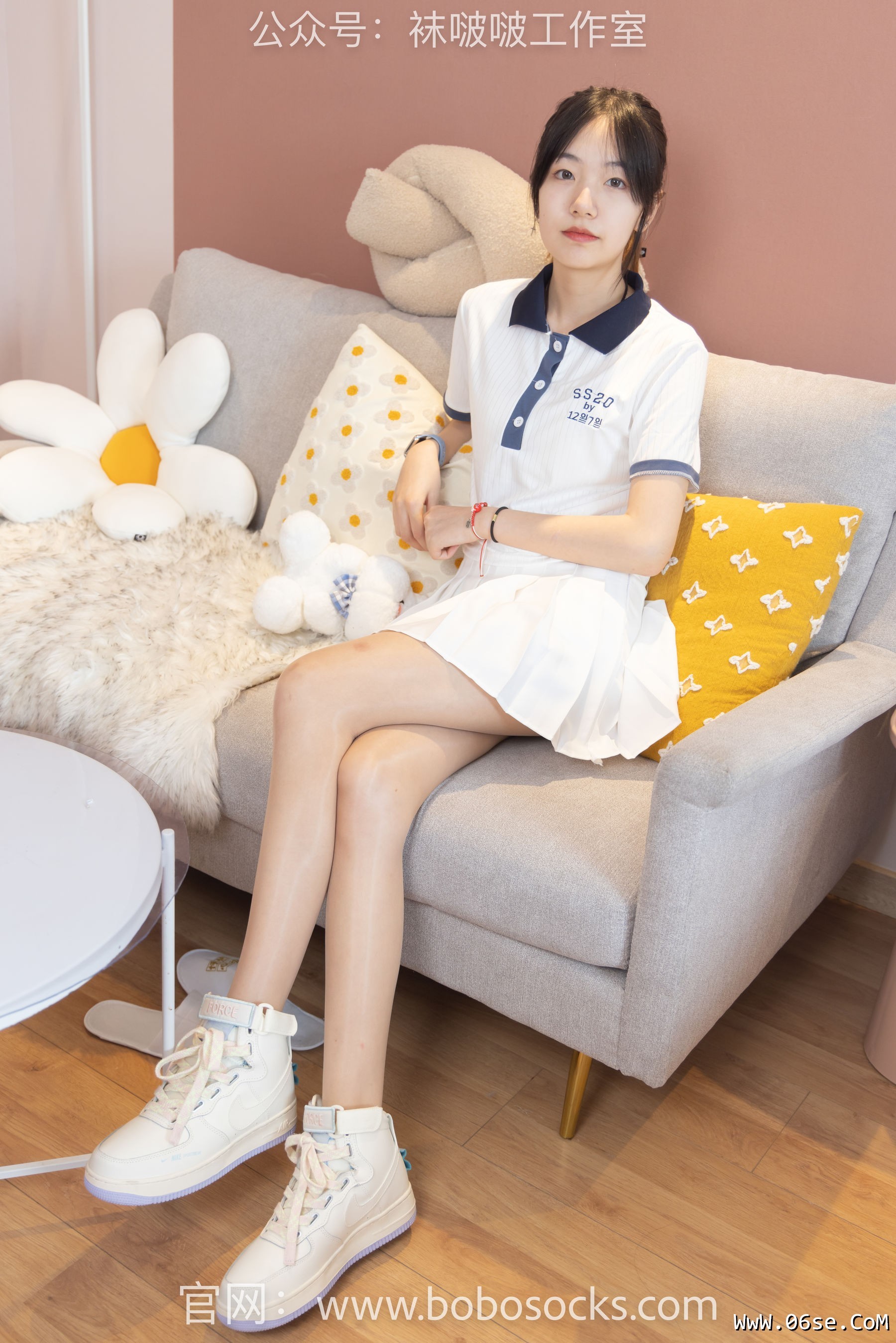 图片[25]-BoBoSocks袜啵啵 No.096 小甜豆-板鞋、白棉袜、油亮肉丝[145P]-六色网