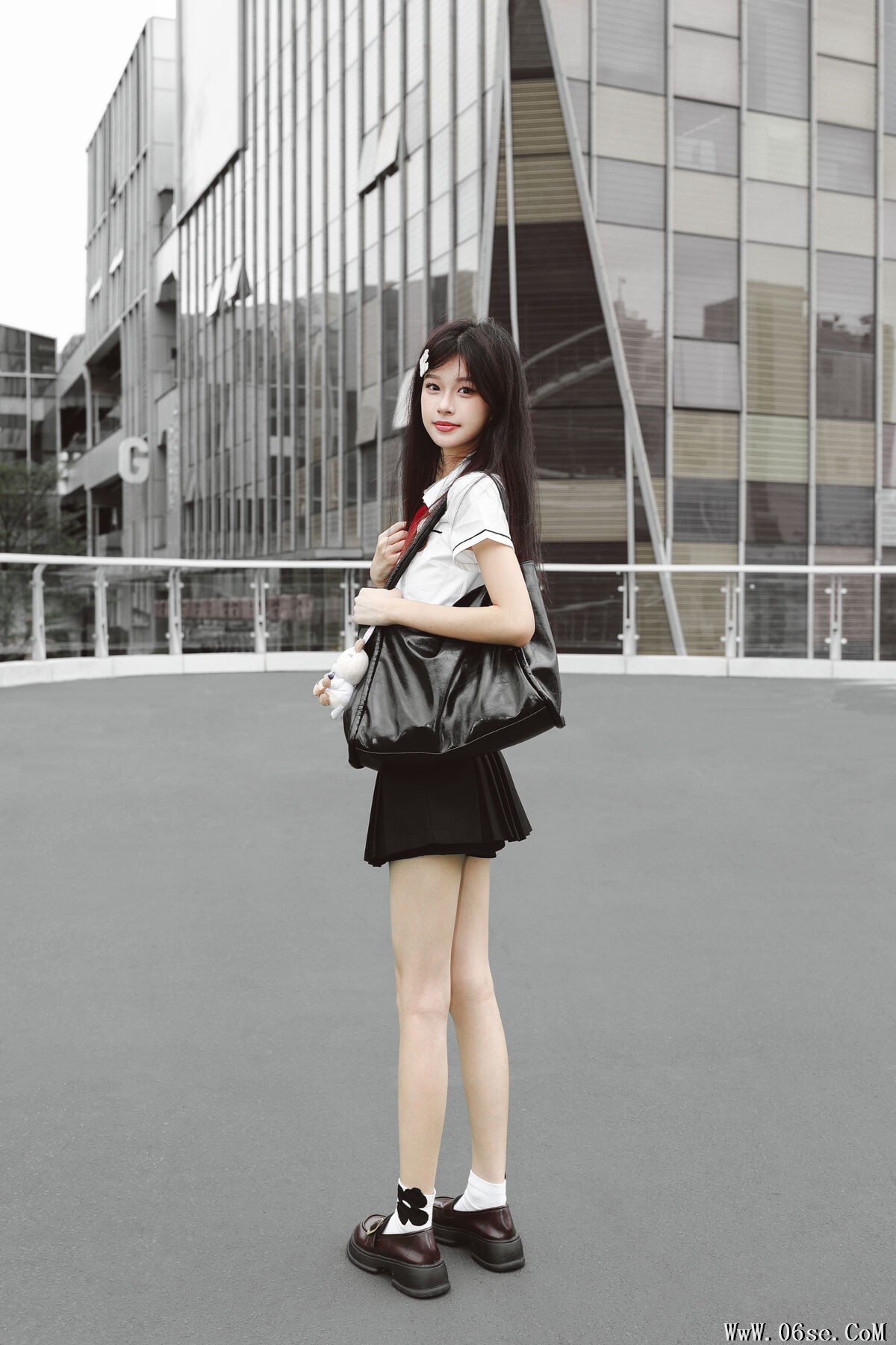 图片[21]-YiTuYu艺图语 Vol.7676 Xiao Le Ge Fei Xiang[61P]-六色网