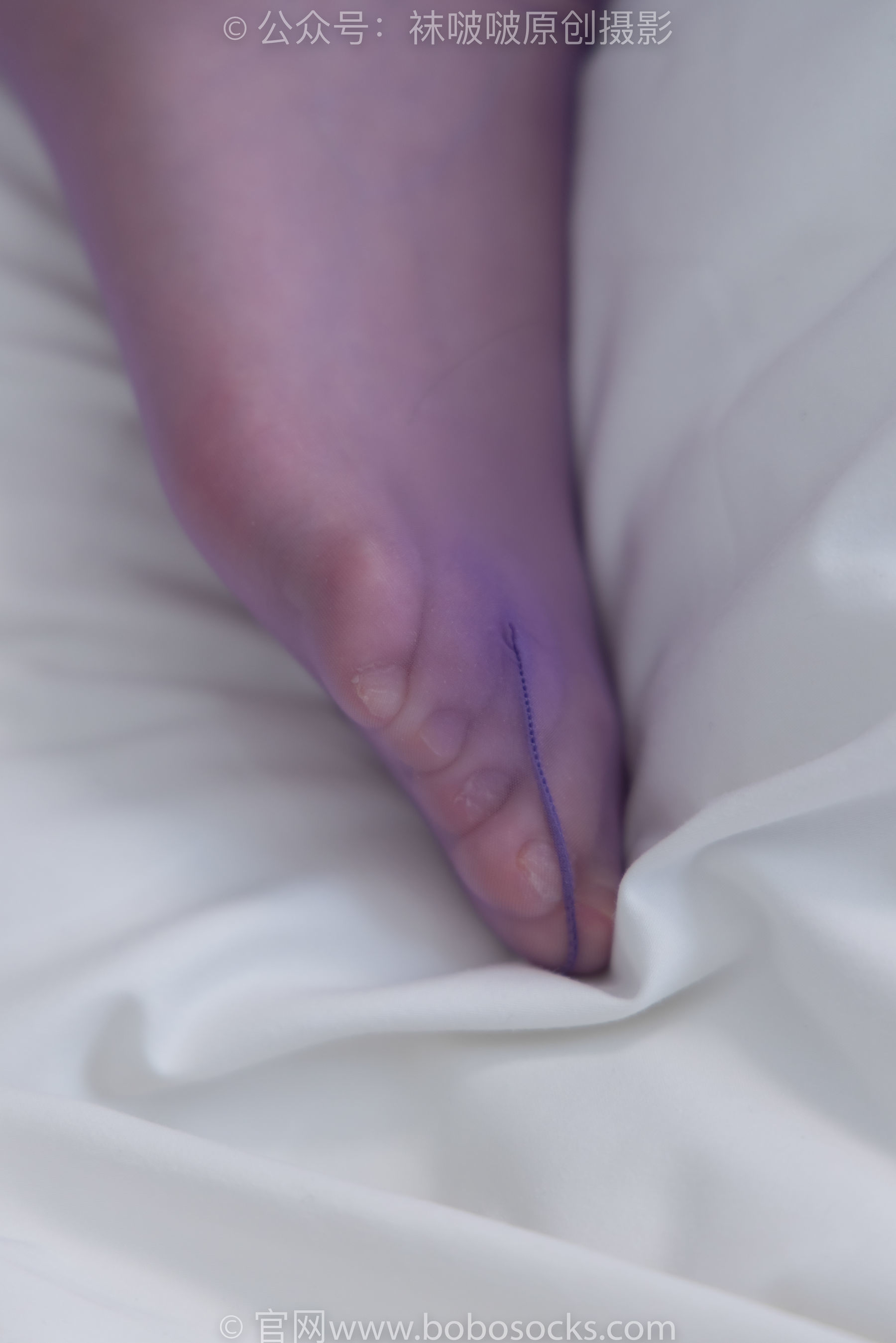 图片[127]-BoBoSocks袜啵啵 No.205 小甜 豆-白色高跟鞋、紫色油亮丝袜[140P]-六色网