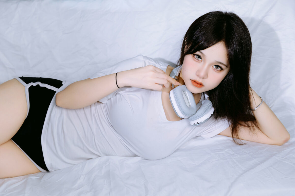 图片[10]-YiTuYu艺图语 Vol.6380 Xiao Meng[28P]-六色网