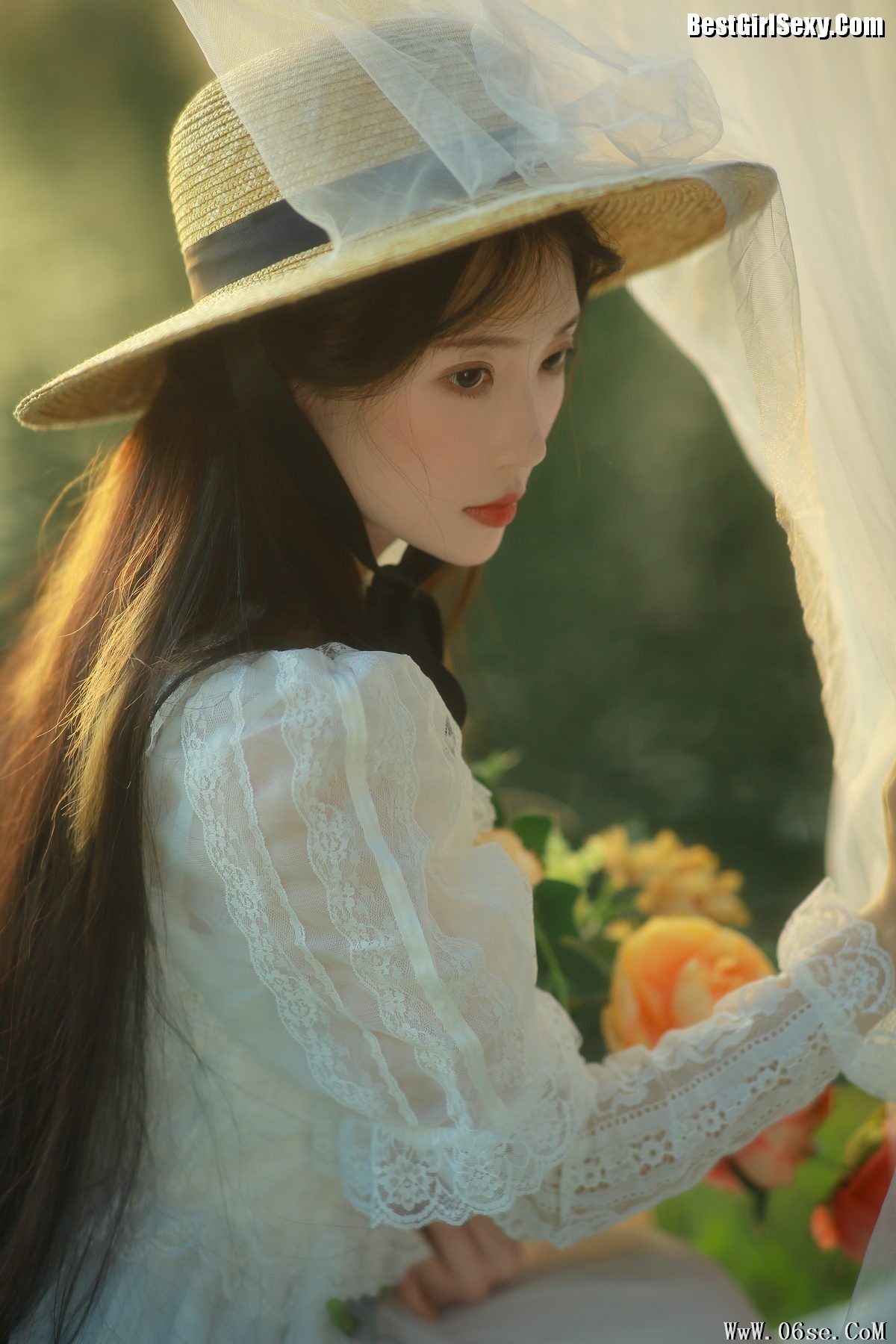 图片[24]-YiTuYu艺图语 Vol.4053 Liu Liu Yang Liu Liu[40P]-六色网