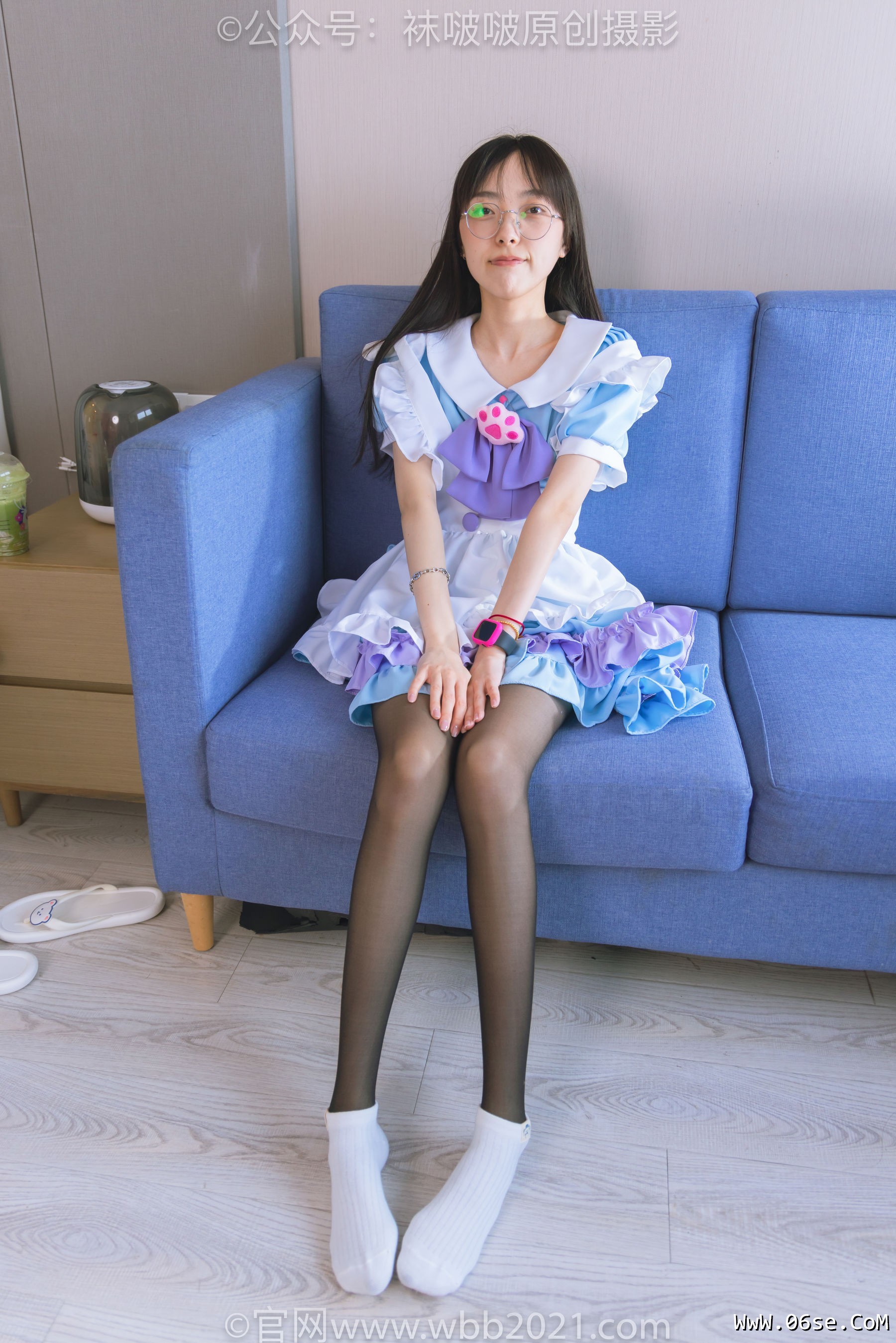 图片[71]-BoBoSocks袜啵啵 No.437 稚予 -女仆装、人字拖、薄黑丝、白棉袜、裸足[140P]-六色网