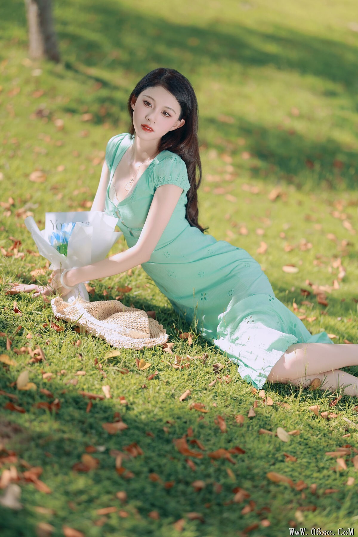 图片[4]-YiTuYu艺图语 Vol.7492 Liu Liu[32P]-六色网