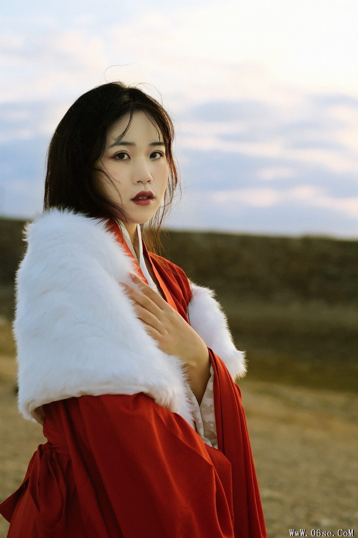 图片[22]-YiTuYu艺图语 Vol.3136 Hui Xia Xue De Xiao Xian Nu[25P]-六色网