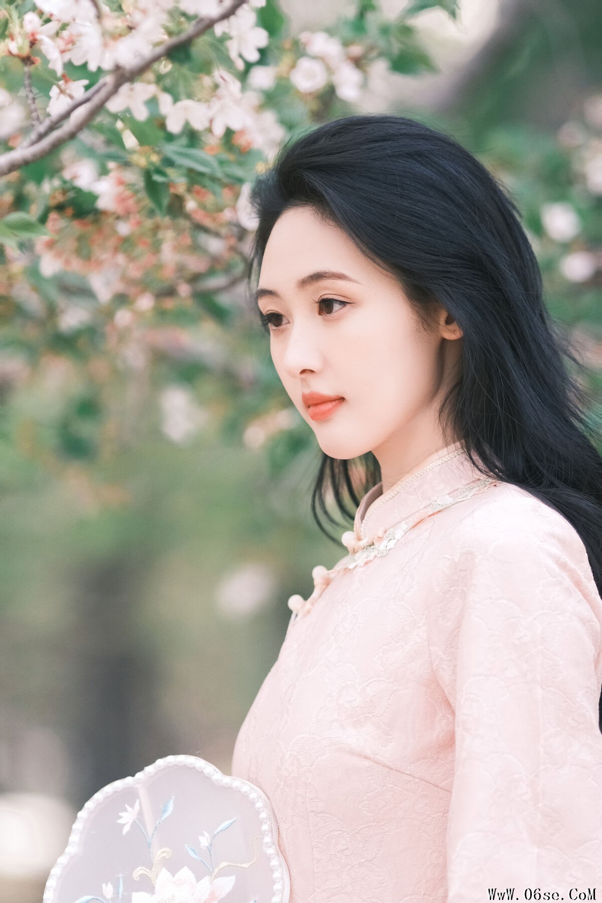 图片[5]-YiTuYu艺图语 Vol.6872 Wan Dou Que Ban Shao Nu[27P]-六色网