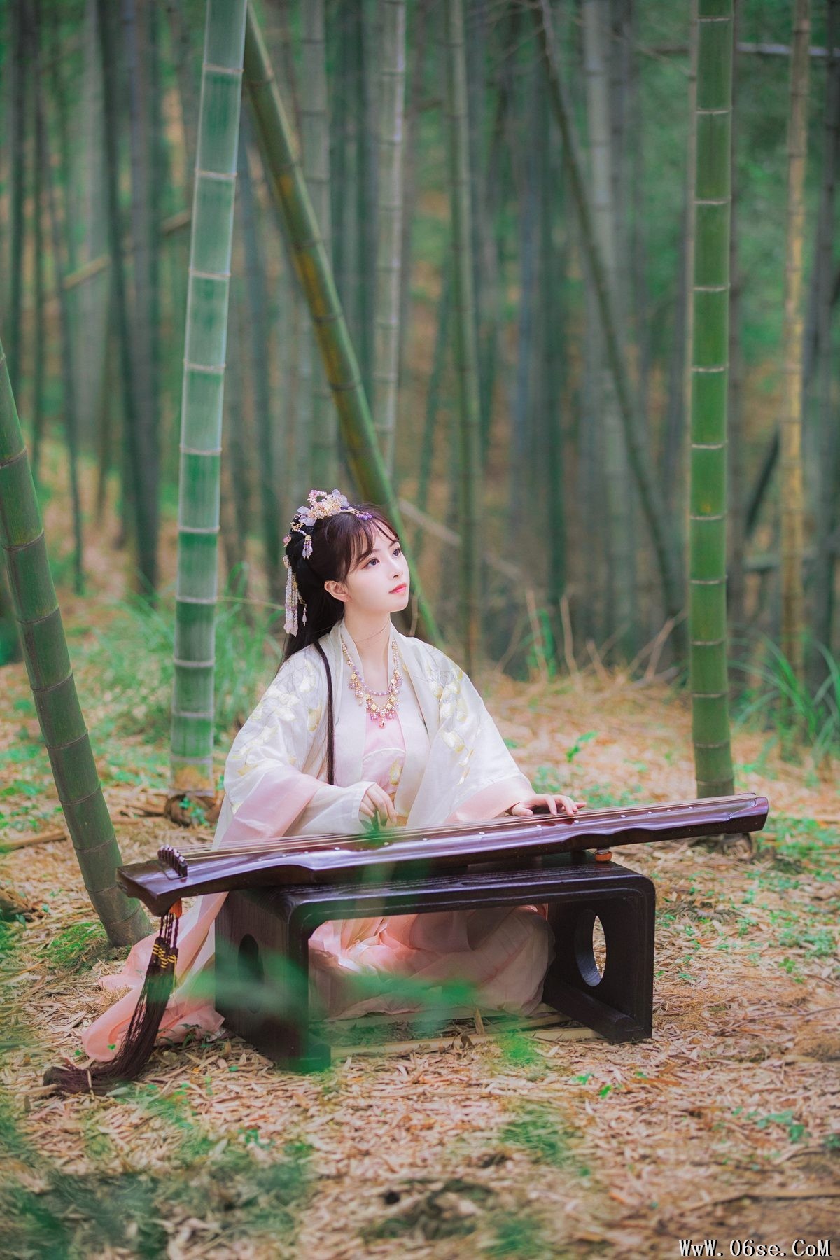 图片[11]-YiTuYu艺图语 Vol.5707 Gong Zi Bu Huai[23P]-六色网