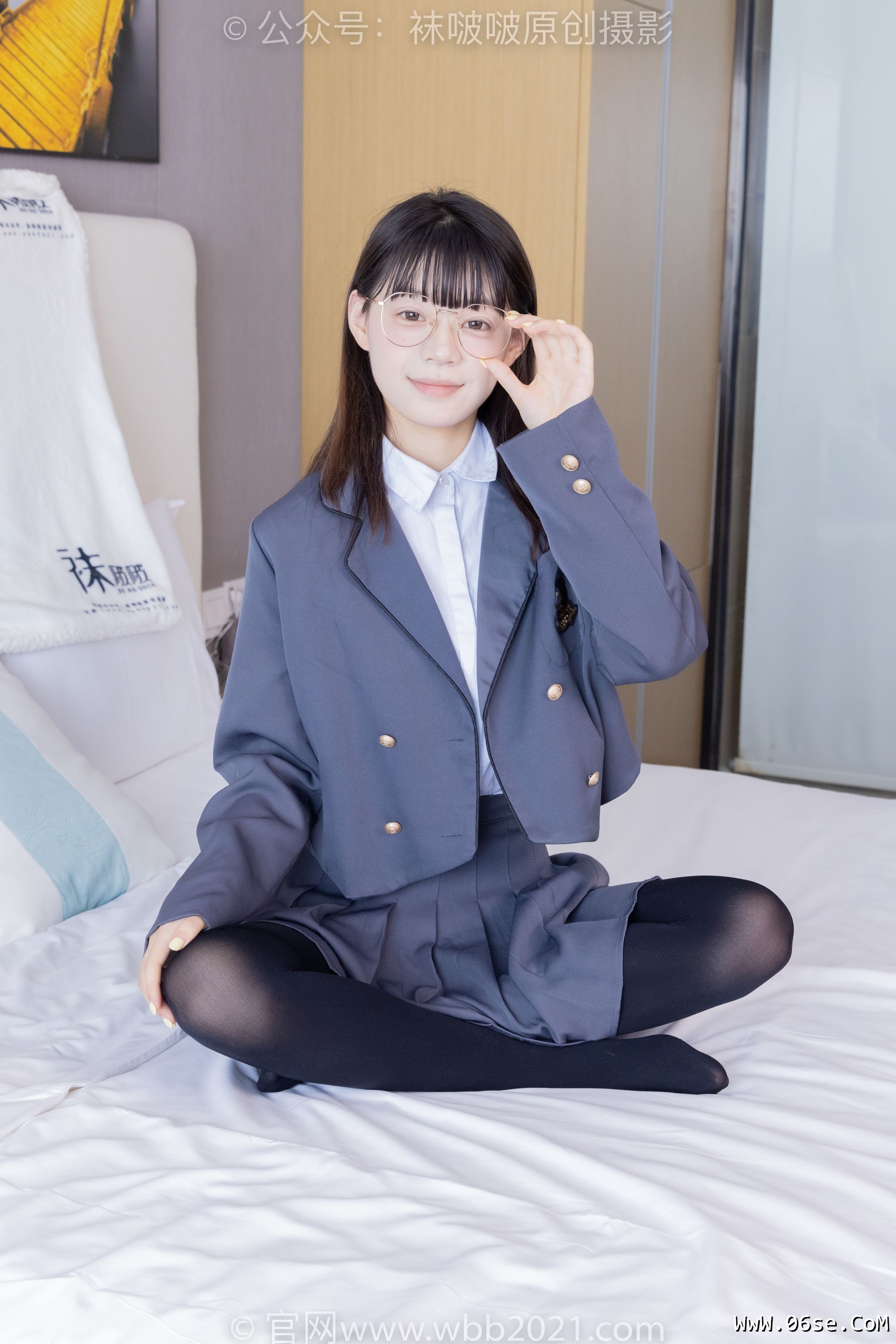 图片[10]-BoBoSocks袜啵啵 No.402 糯米 -皮鞋、厚黑丝、学院jk[140P]-六色网