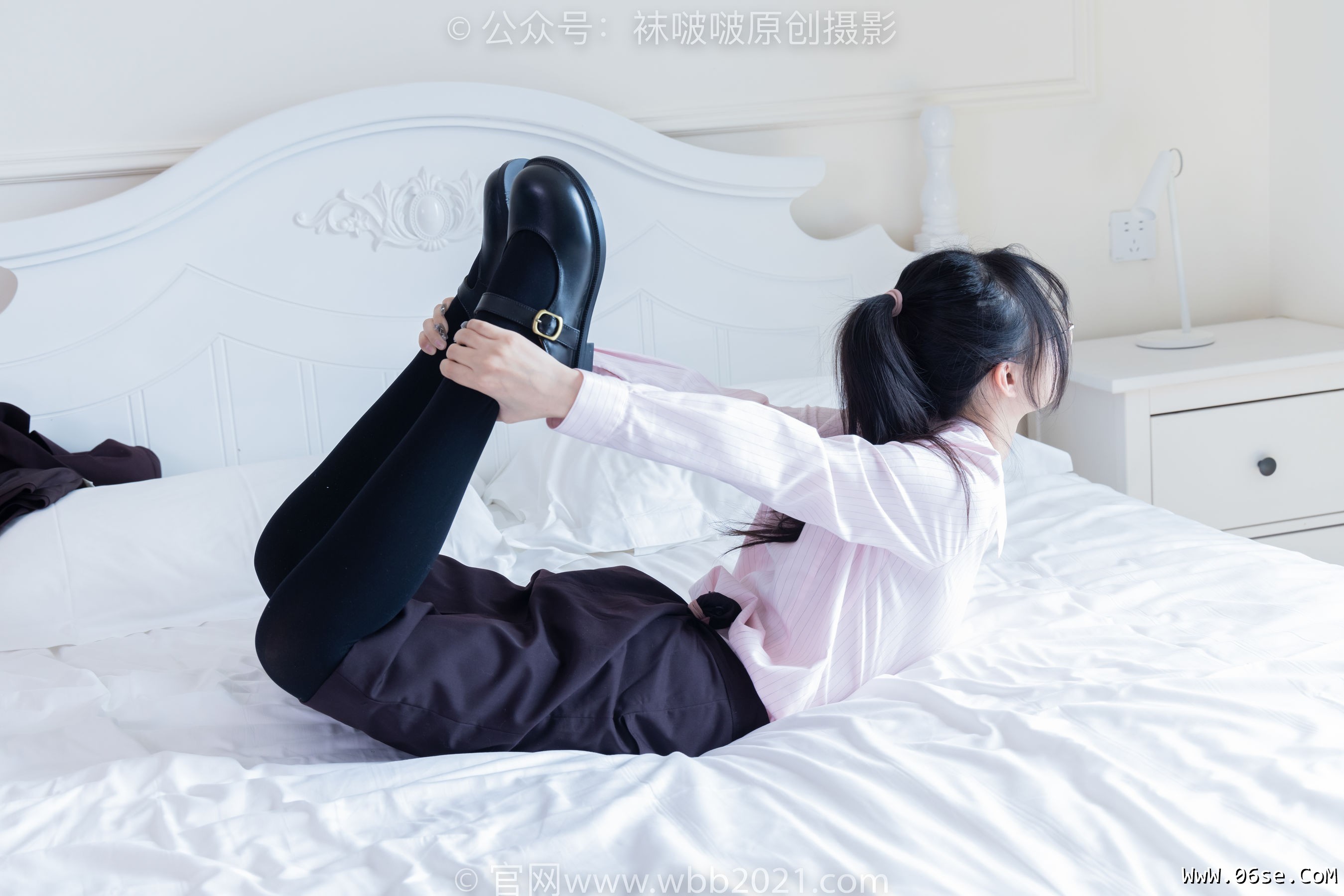 图片[62]-BoBoSocks袜啵啵 No.362 甜甜圈 -两双皮鞋、厚肉丝、厚黑丝、ol制服[230P]-六色网