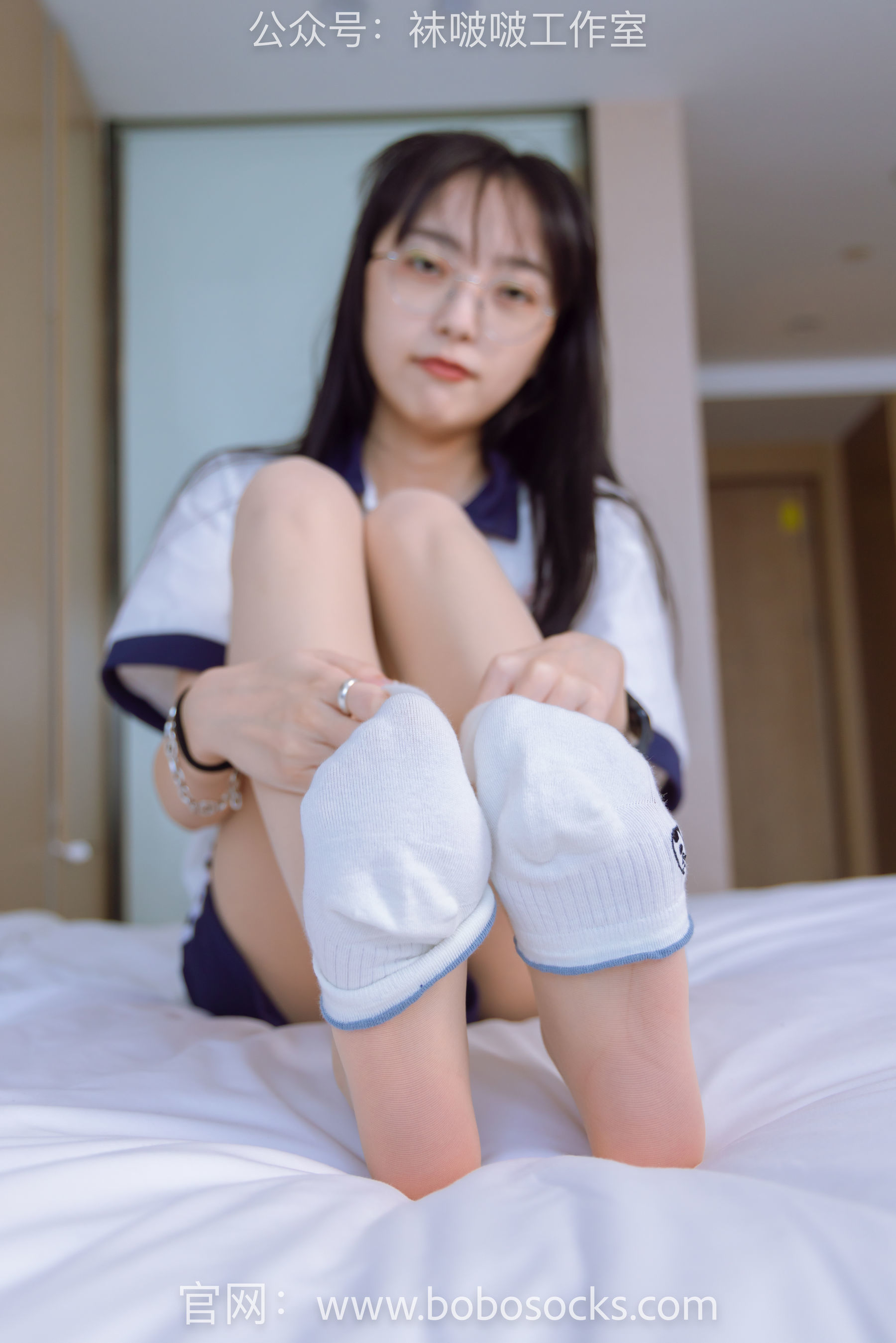 图片[132]-BoBoSocks袜啵啵 No.118 稚予-运动鞋、白棉袜、肉丝、踩小熊玩偶[140P]-六色网