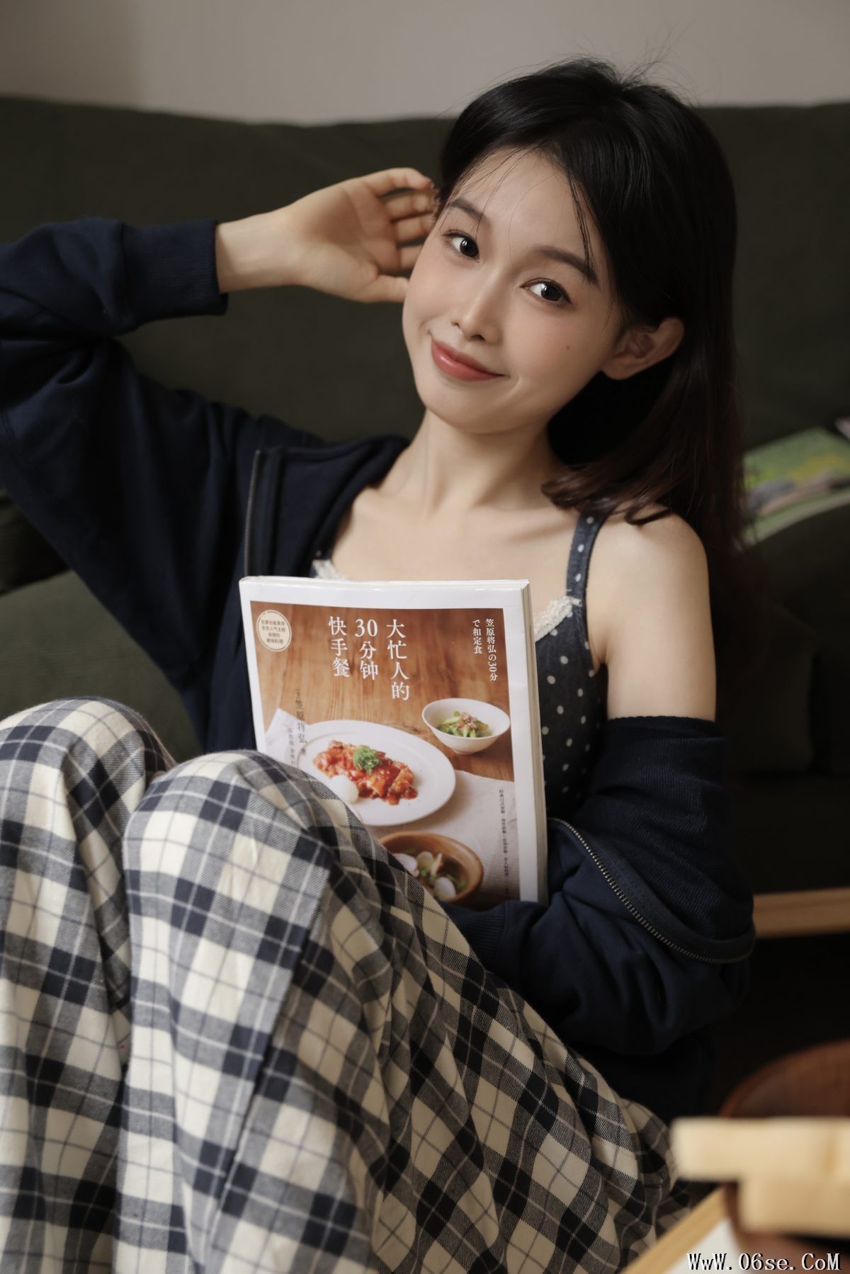 图片[16]-YiTuYu艺图语 Vol.3354 A Miao de Fan Fan[27P]-六色网