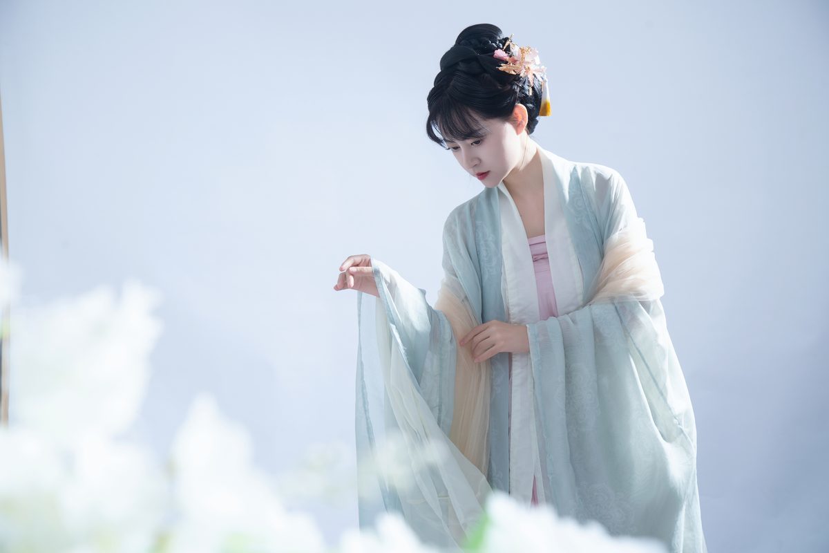 图片[14]-YiTuYu艺图语 Vol.6044 Yi Xuan[22P]-六色网
