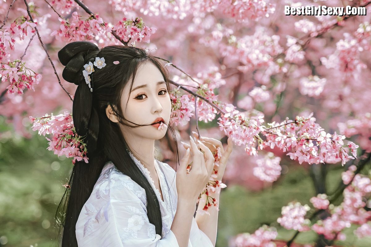 图片[23]-YiTuYu艺图语 Vol.4017 Miao Cui Jiao[23P]-六色网