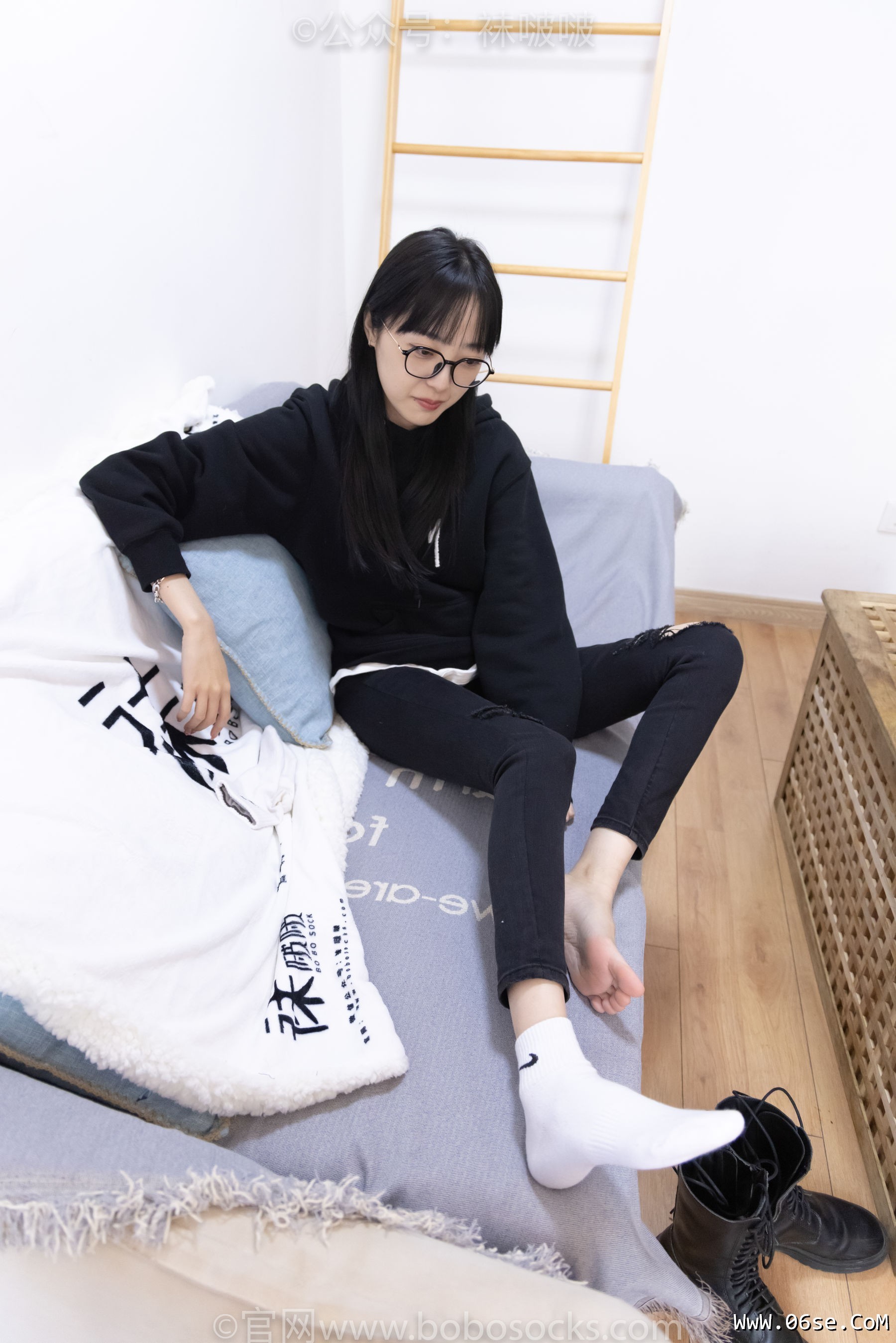 图片[117]-BoBoSocks袜啵啵 No.061 稚予-短靴、白棉袜、裸足[145P]-六色网