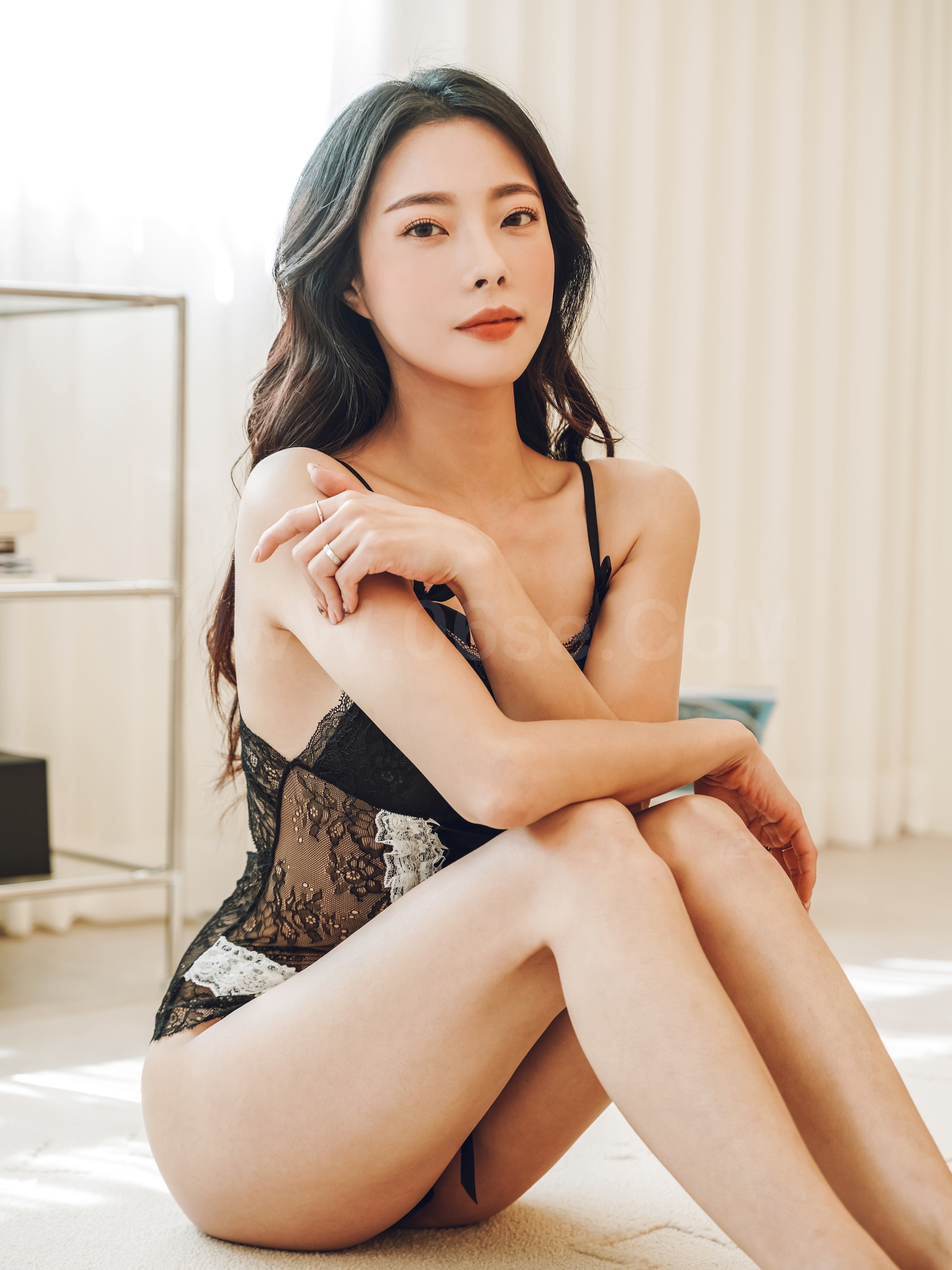 图片[31]-雅拉伊 – 泰曦《黑玫瑰》[36P]-六色网