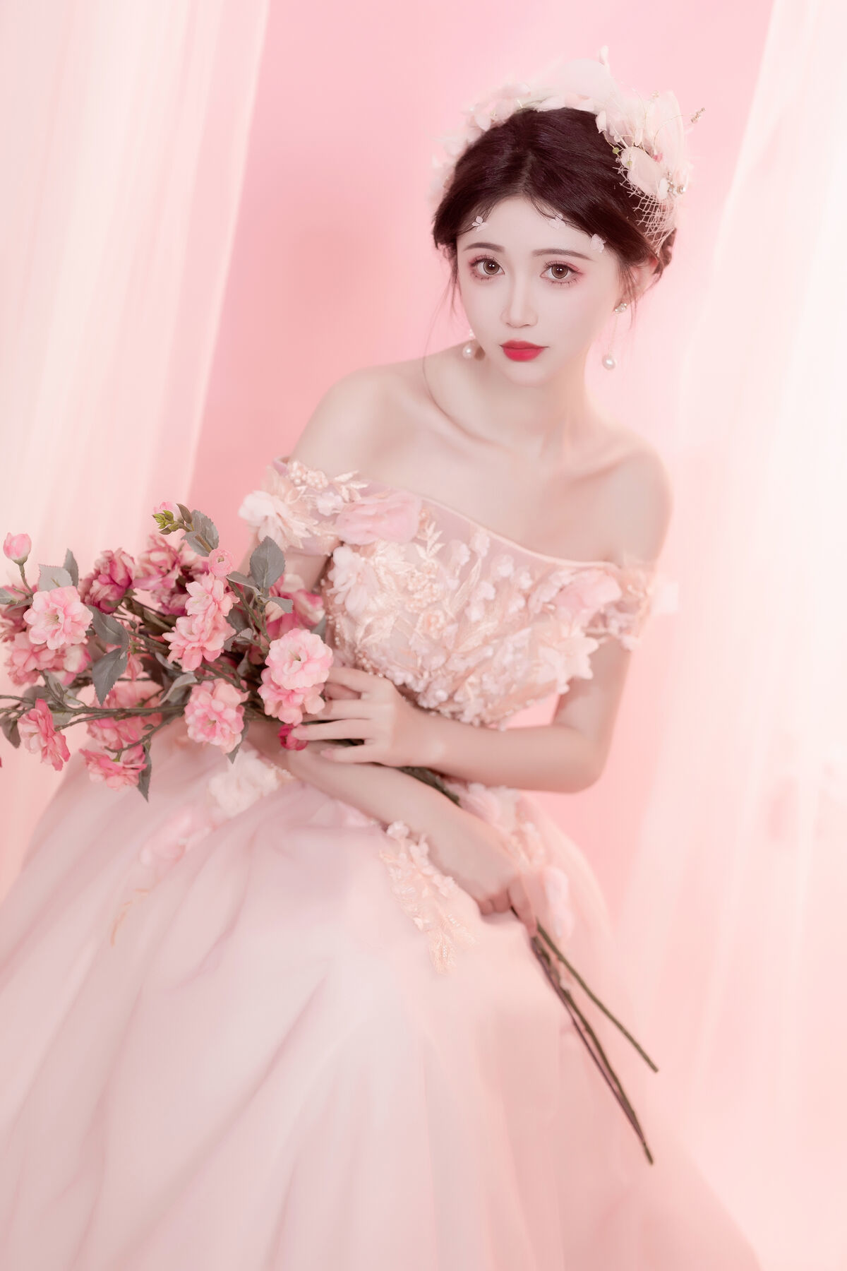 图片[23]-YiTuYu艺图语 Vol.7107 Qi Luo Sheng De Xiao Su Su[28P]-六色网