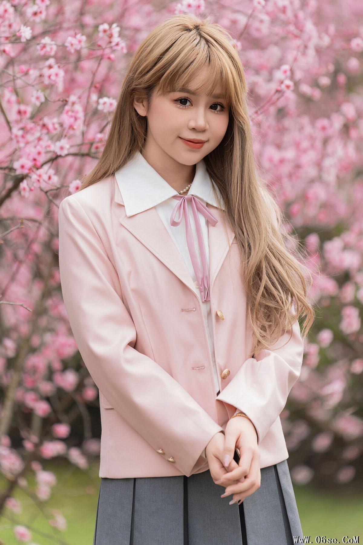 YiTuYu艺图语 Vol.6634 Pao Fu Xiao Fang[28P]-六色网