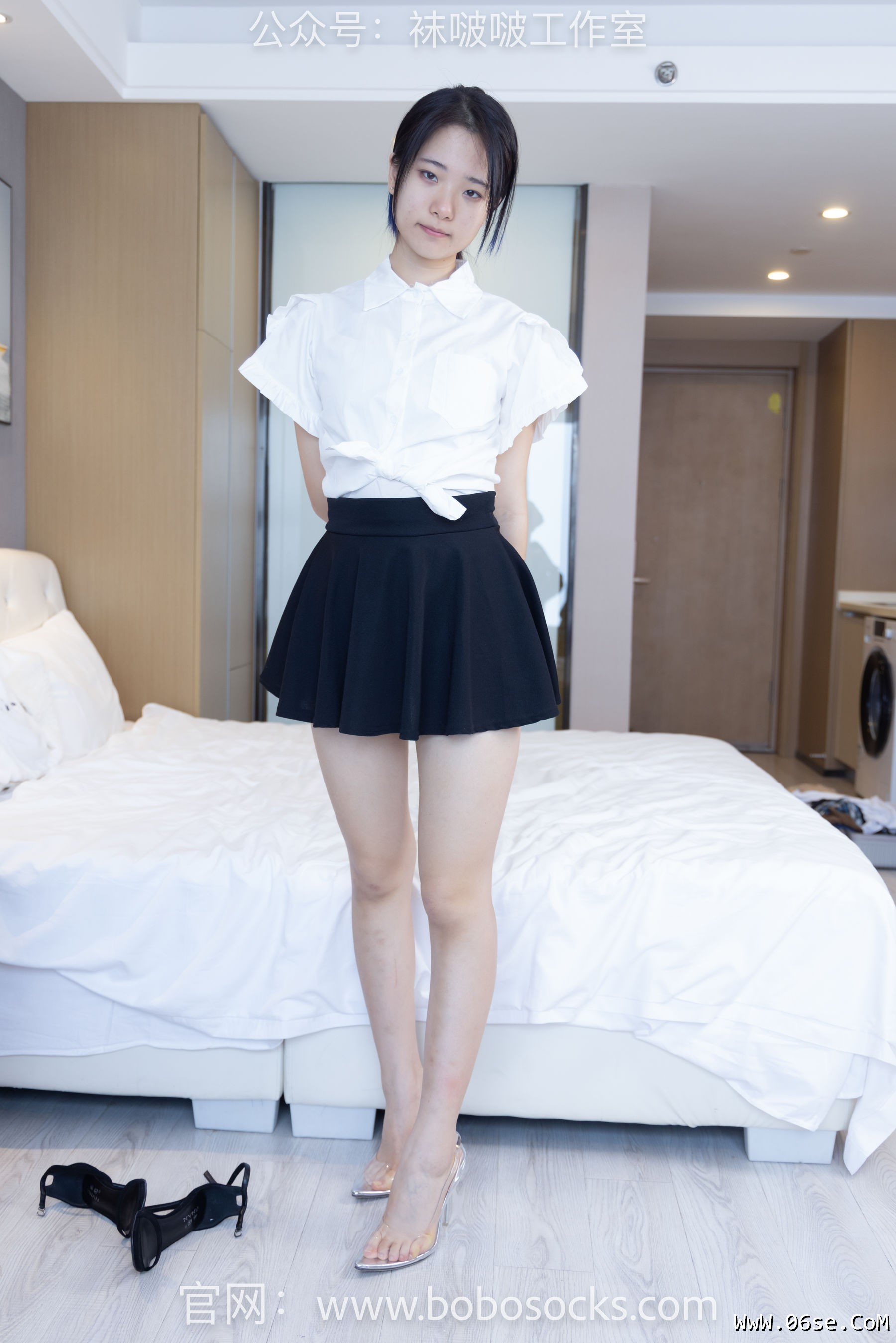 图片[133]-BoBoSocks袜啵啵 No.116 小淳-两双高跟鞋、肉丝、裸足[146P]-六色网