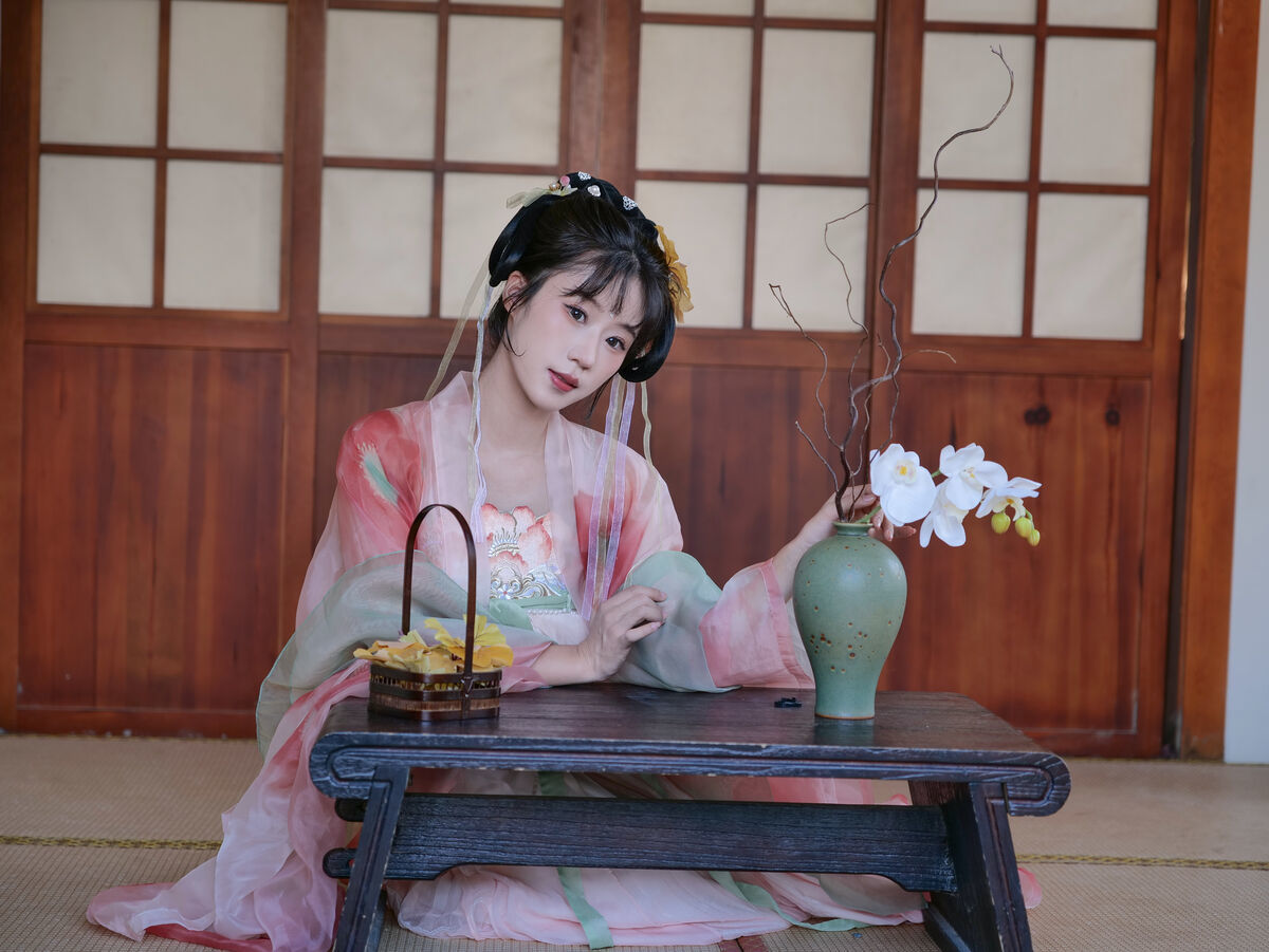图片[20]-YiTuYu艺图语 Vol.6931 Tai Yang Du Du[24P]-六色网