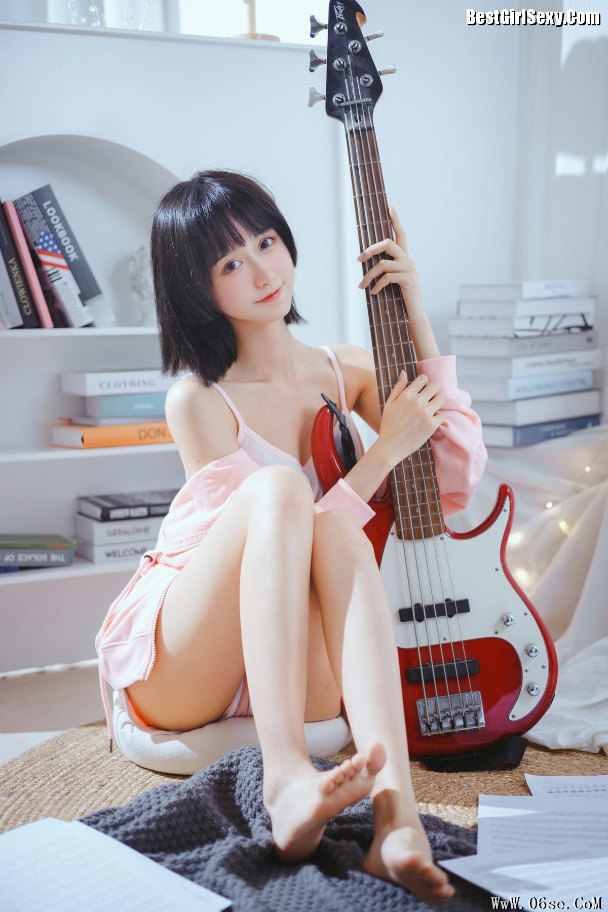 图片[18]-YiTuYu艺图语 Vol.4020 Mu Mian Mian VWV[26P]-六色网