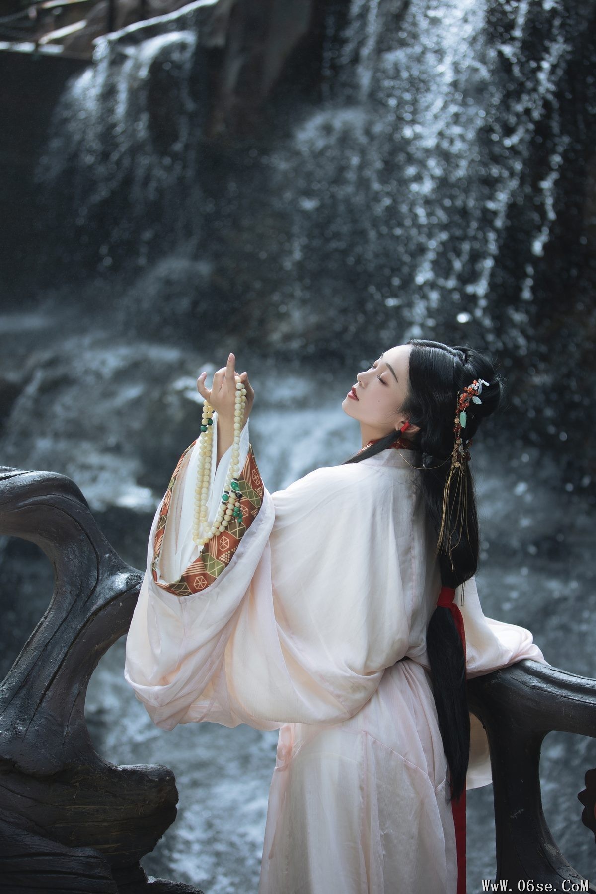 图片[28]-YiTuYu艺图语 Vol.5220 Qiu Da Da[36P]-六色网