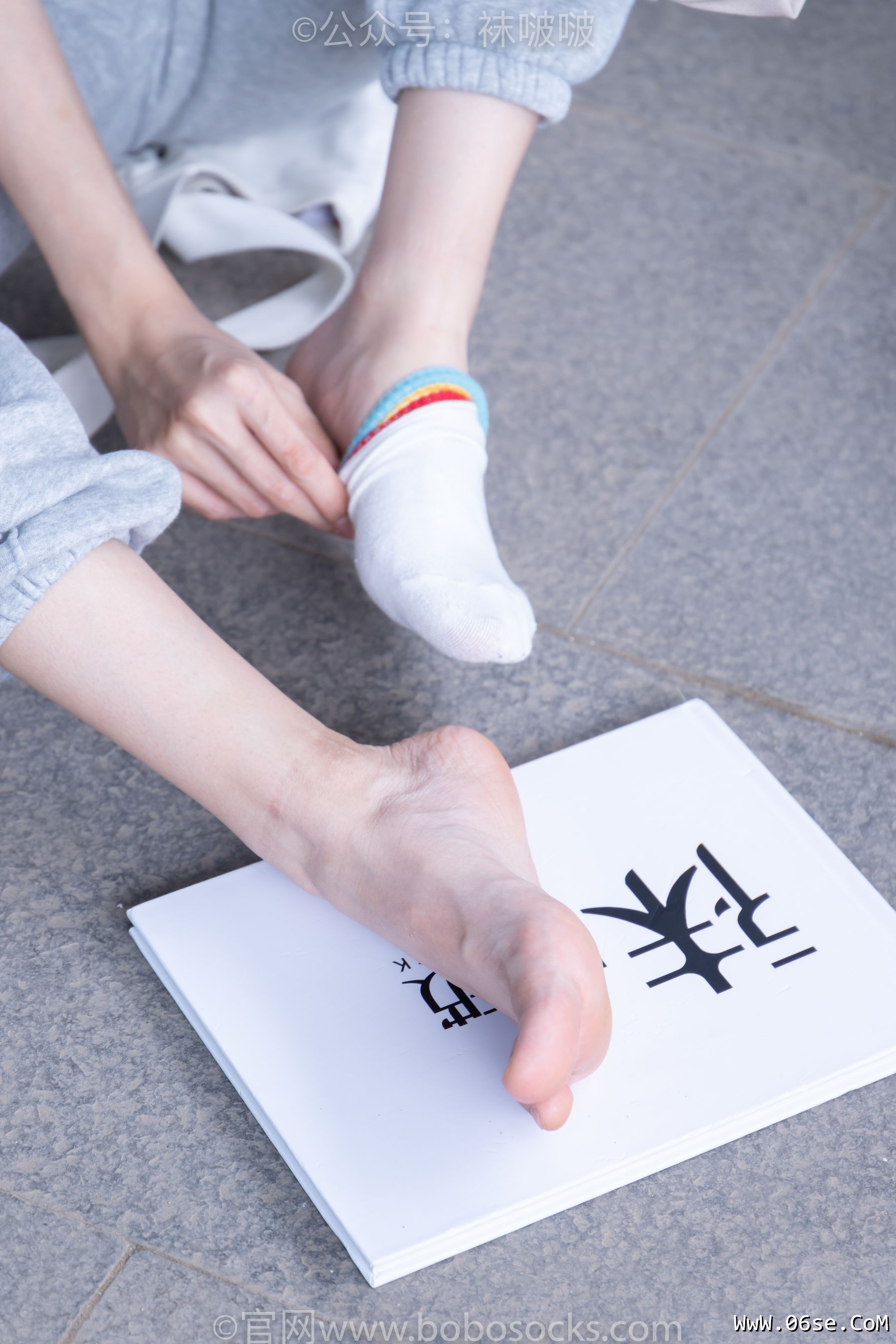 图片[103]-BoBoSocks袜啵啵 No.012 泡芙-运动鞋、白棉袜、裸足[132P]-六色网