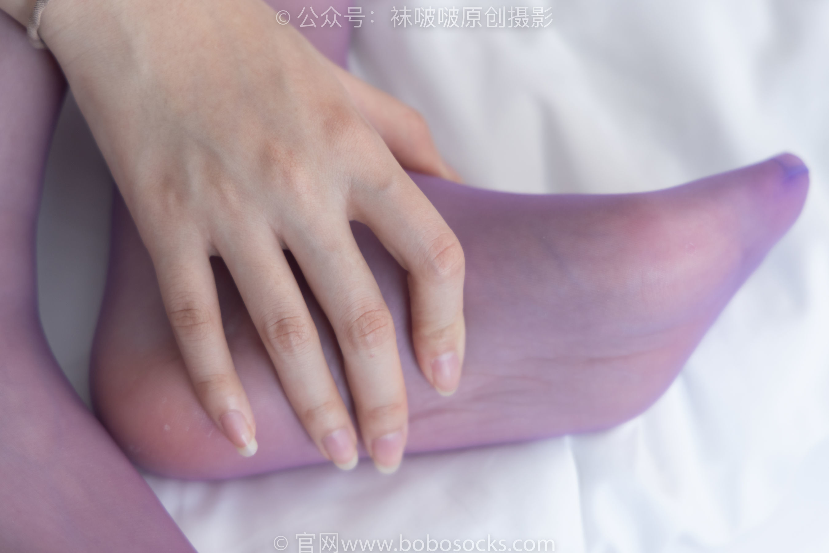 图片[96]-BoBoSocks袜啵啵 No.205 小甜 豆-白色高跟鞋、紫色油亮丝袜[140P]-六色网