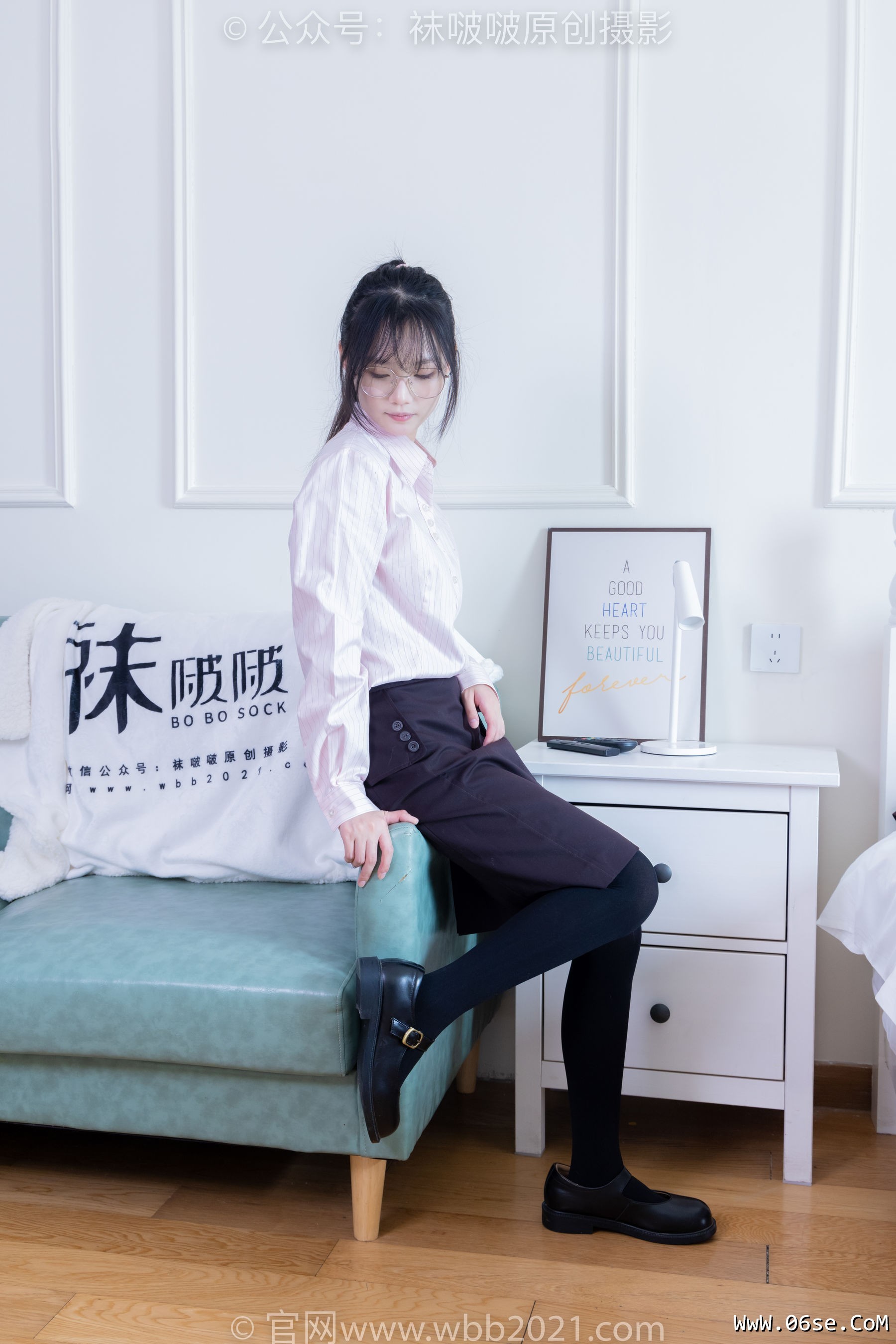 图片[48]-BoBoSocks袜啵啵 No.362 甜甜圈 -两双皮鞋、厚肉丝、厚黑丝、ol制服[230P]-六色网