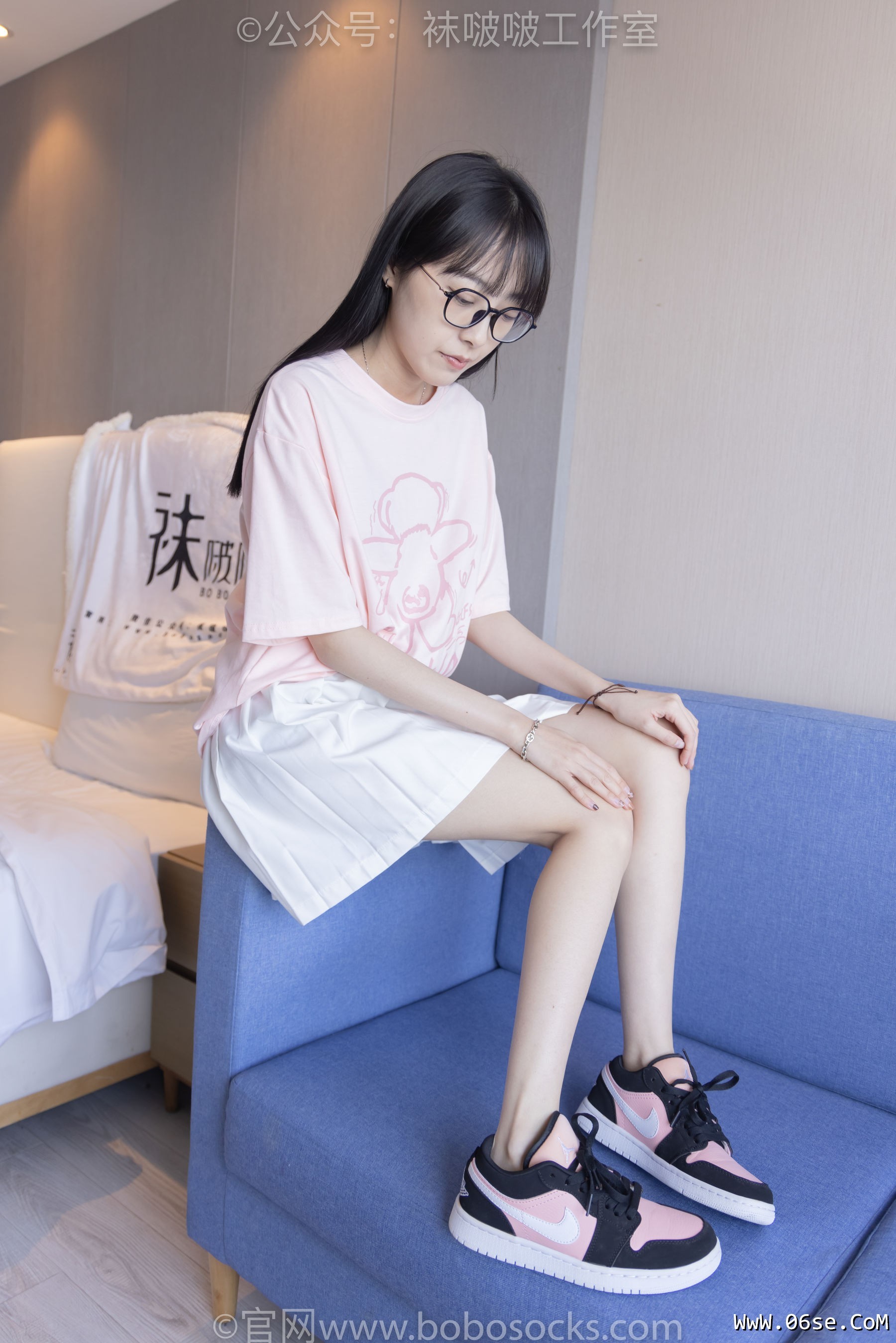 图片[102]-BoBoSocks袜啵啵 No.091 稚予-板鞋、淡粉色船袜、黑色船袜、裸足[148P]-六色网